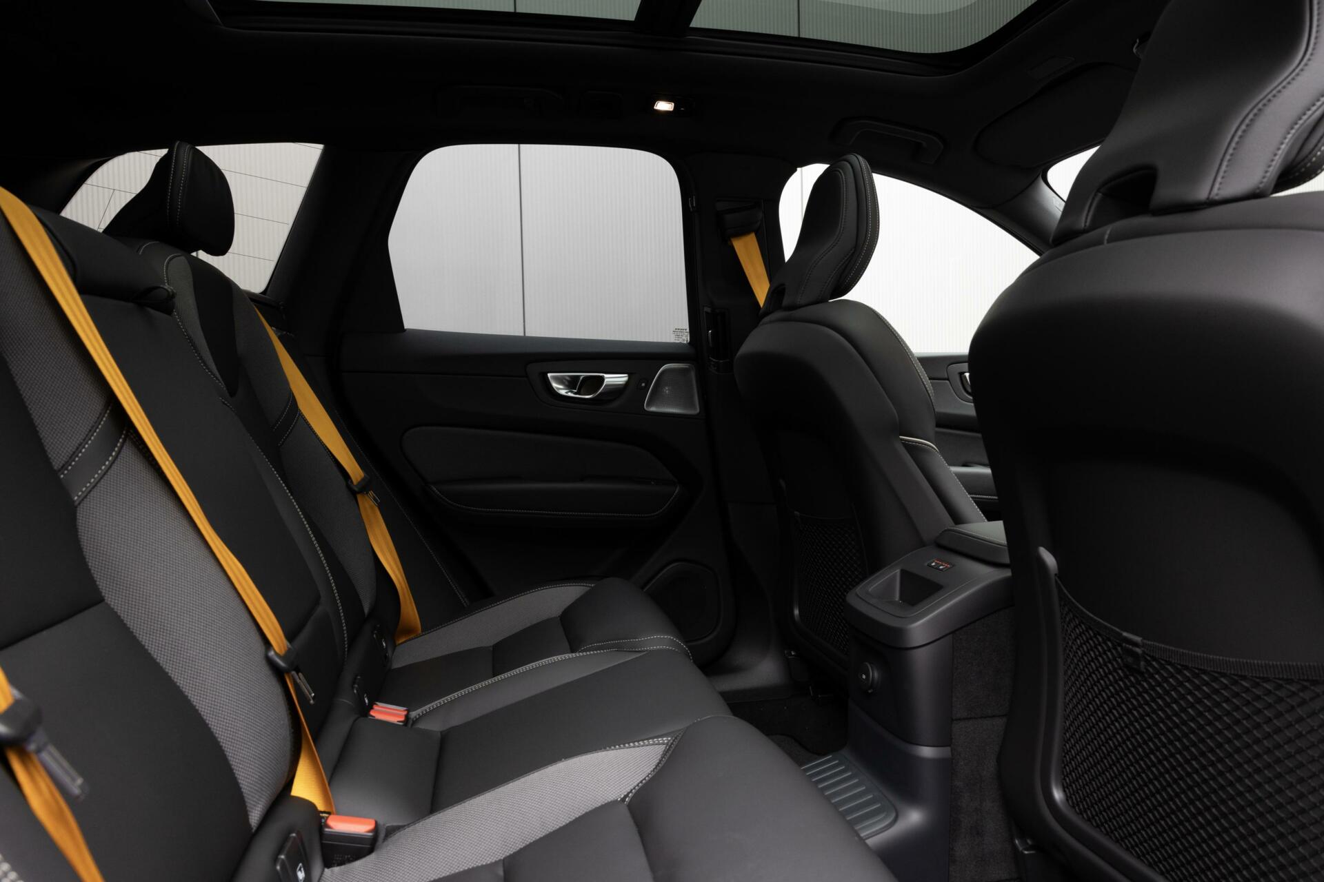 Volvo XC60 | Recharge T8 AWD | Polestar Engineered | Long Range | FULL OPTION | Bower & Wilkens high-end Audiosysteem | Head-up display | P