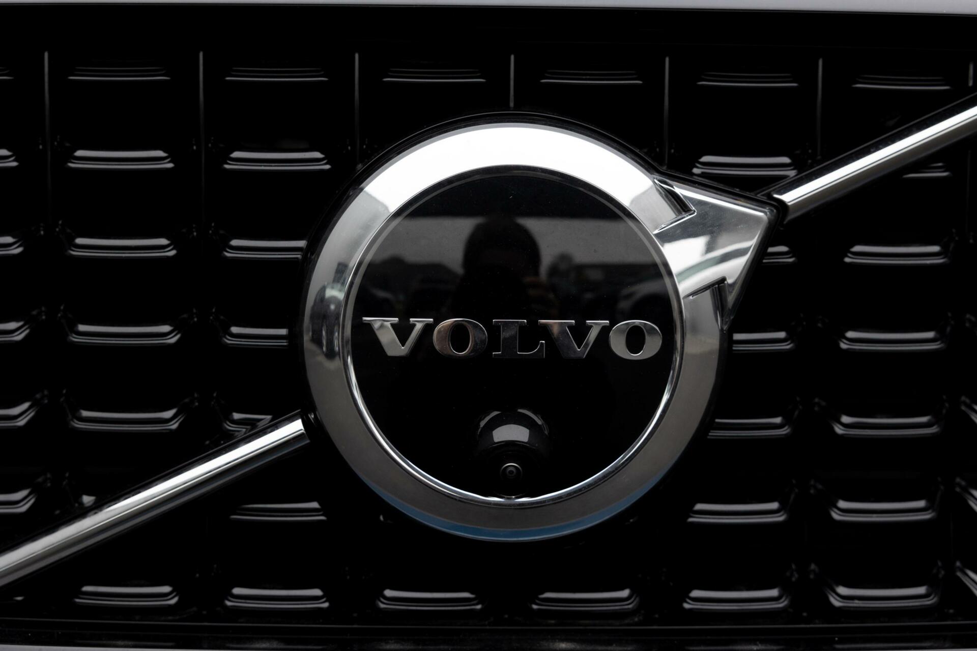 Volvo XC40 B3 Ultimate Dark Meest Luxe Uitvoering
