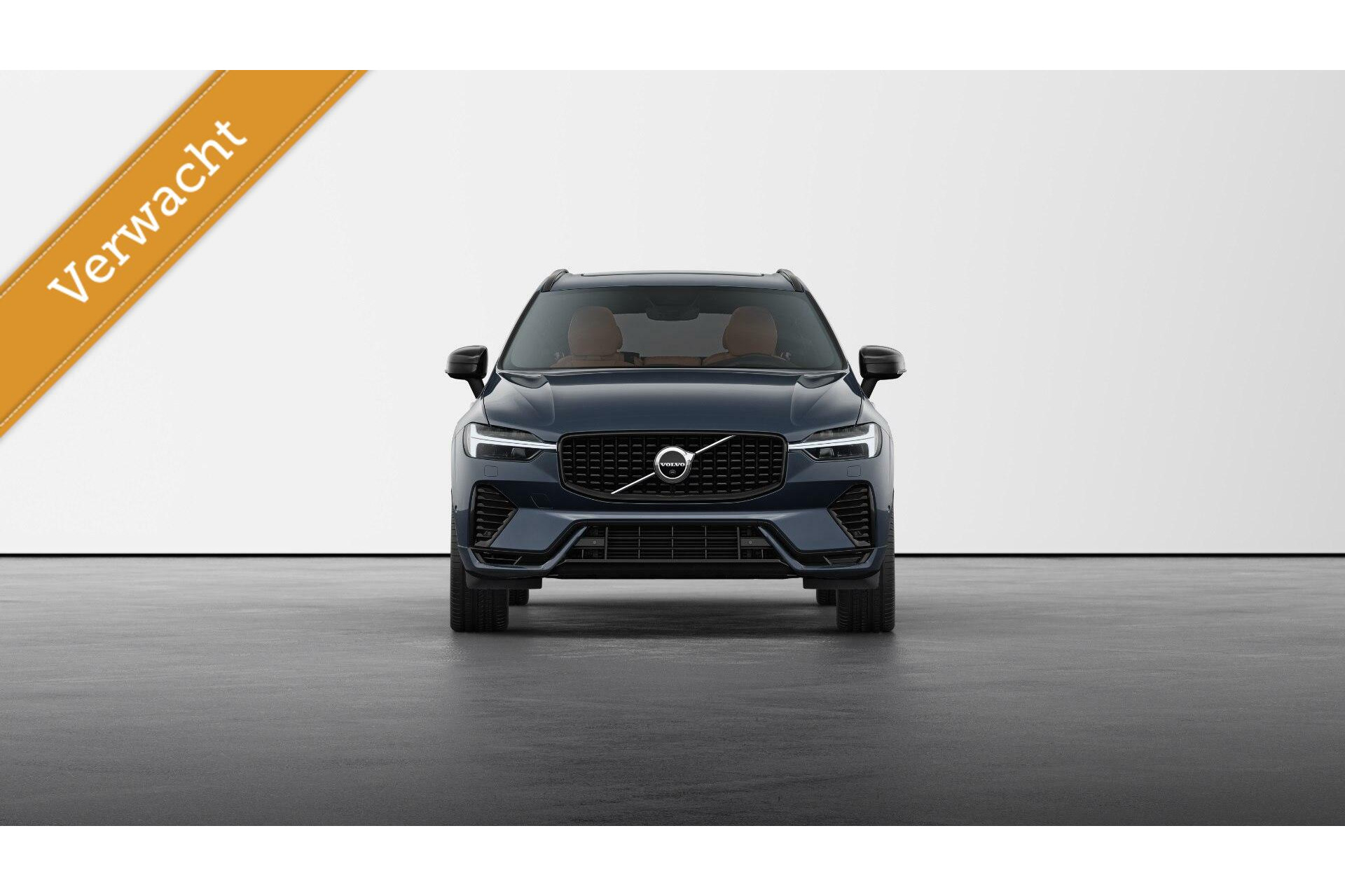 Volvo XC60 | Recharge T6 AWD Ultra Dark | MY2025 | Full Option | Luchtvering | Massagestoelen met verwarming en verkoeling | Bower & Wilken