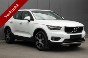 Volvo XC40 | B4 Momentum Pro | 2100kg trekgewicht | 18” Sportvelgen | Keyless | Standkachel |