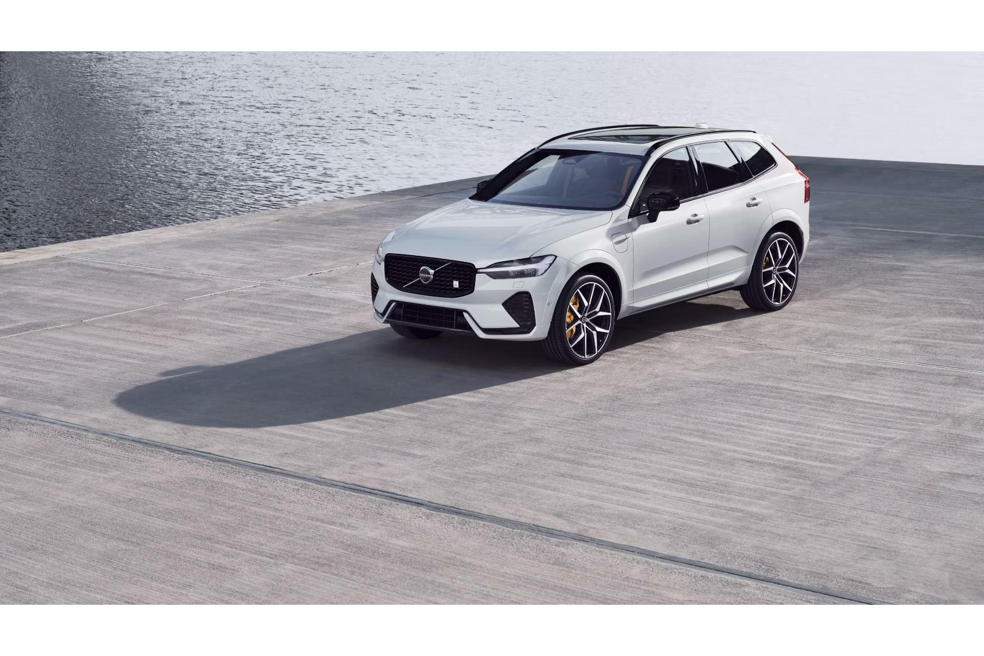 Volvo XC60 | Recharge T8 AWD | Polestar Engineered | Long Range | FULL OPTION | MY 2025 | Panoramadak |