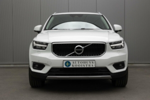 Volvo XC40 | B4 Momentum Business | Full Led Koplampen | Winterpack | BLIS | Adaptive Cruise |