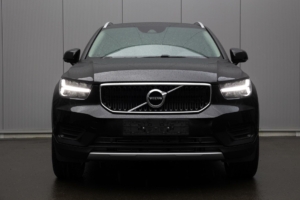 Volvo XC40 | T2 Momentum | Unieke KM stand | Spraakbediening | Keyless start | Volledig digitaal instrumentenpaneel | Cruise Control |