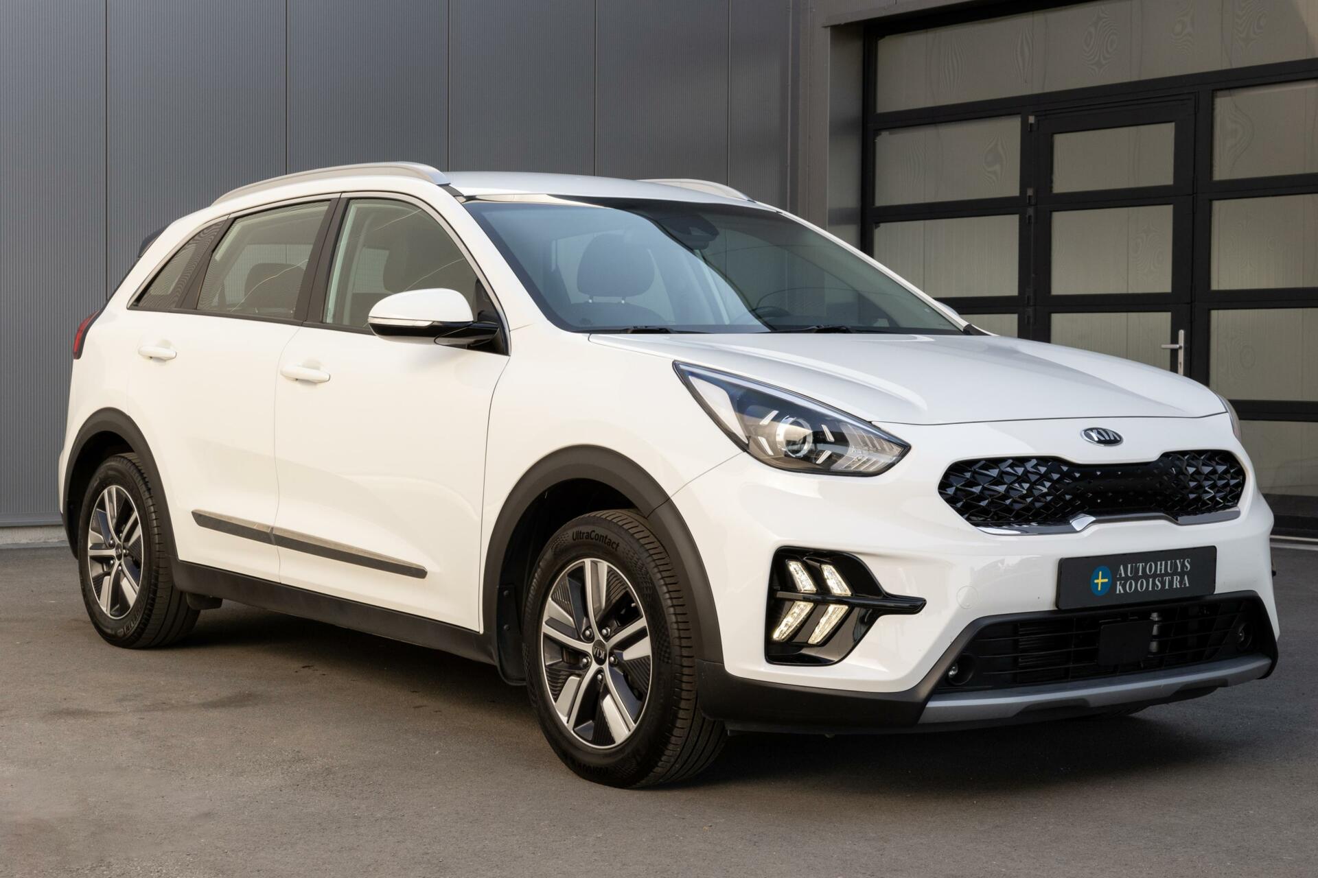 Kia Niro | 1.6 GDI PHEV | DynamicLine | Winterpack | Achteruitrijcamera | 16” LM Velgen |