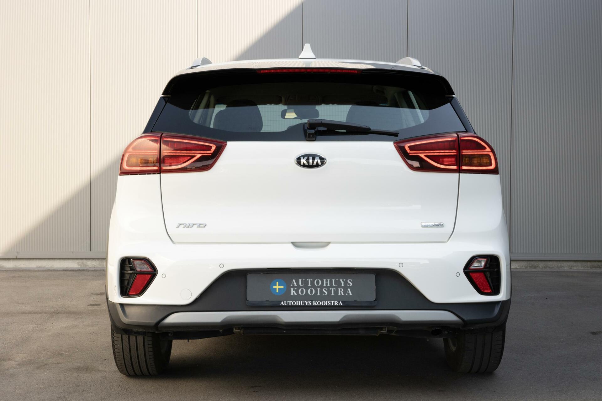 Kia Niro | 1.6 GDI PHEV | DynamicLine | Winterpack | Achteruitrijcamera | 16” LM Velgen |