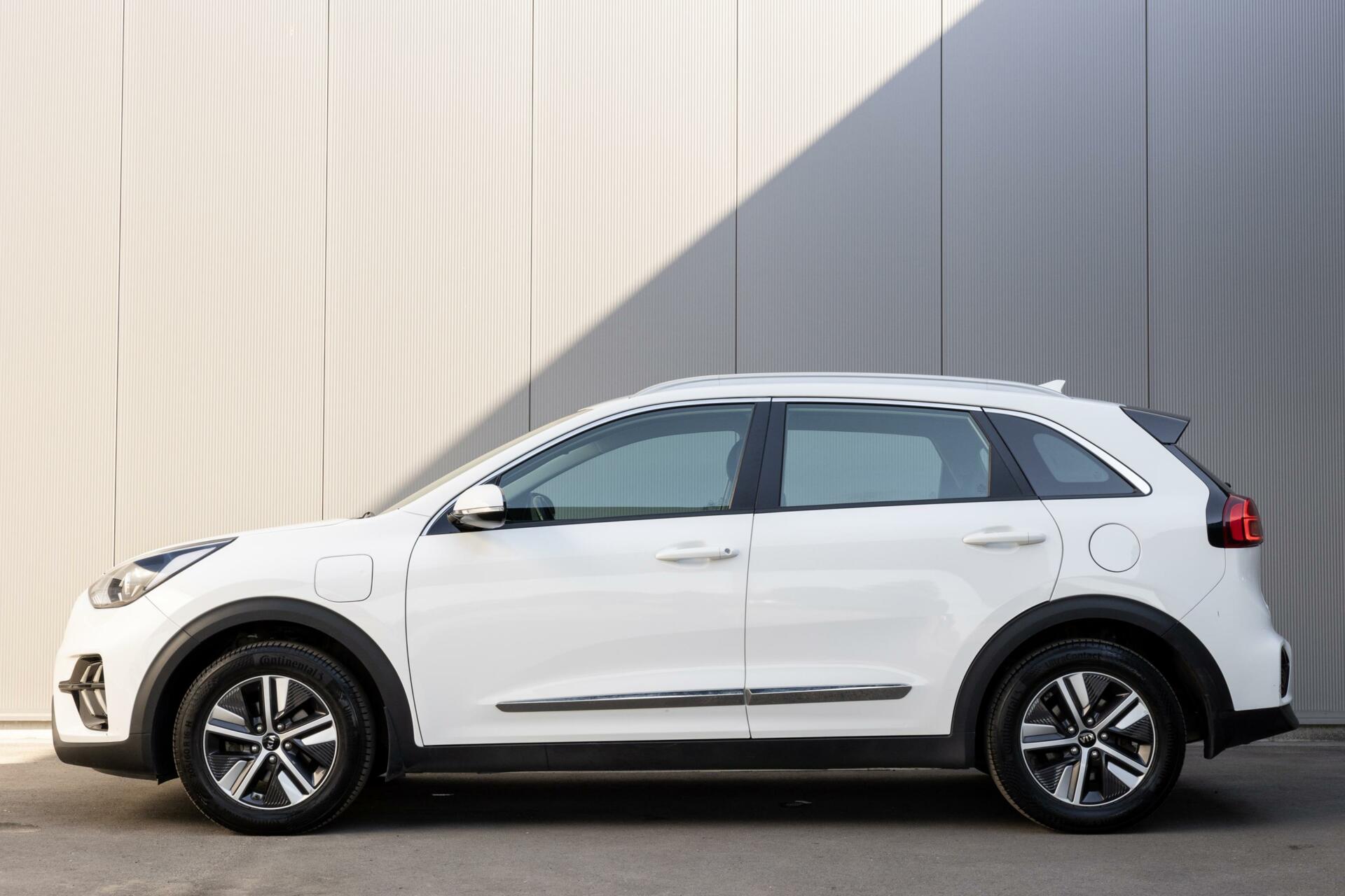 Kia Niro | 1.6 GDI PHEV | DynamicLine | Winterpack | Achteruitrijcamera | 16” LM Velgen |