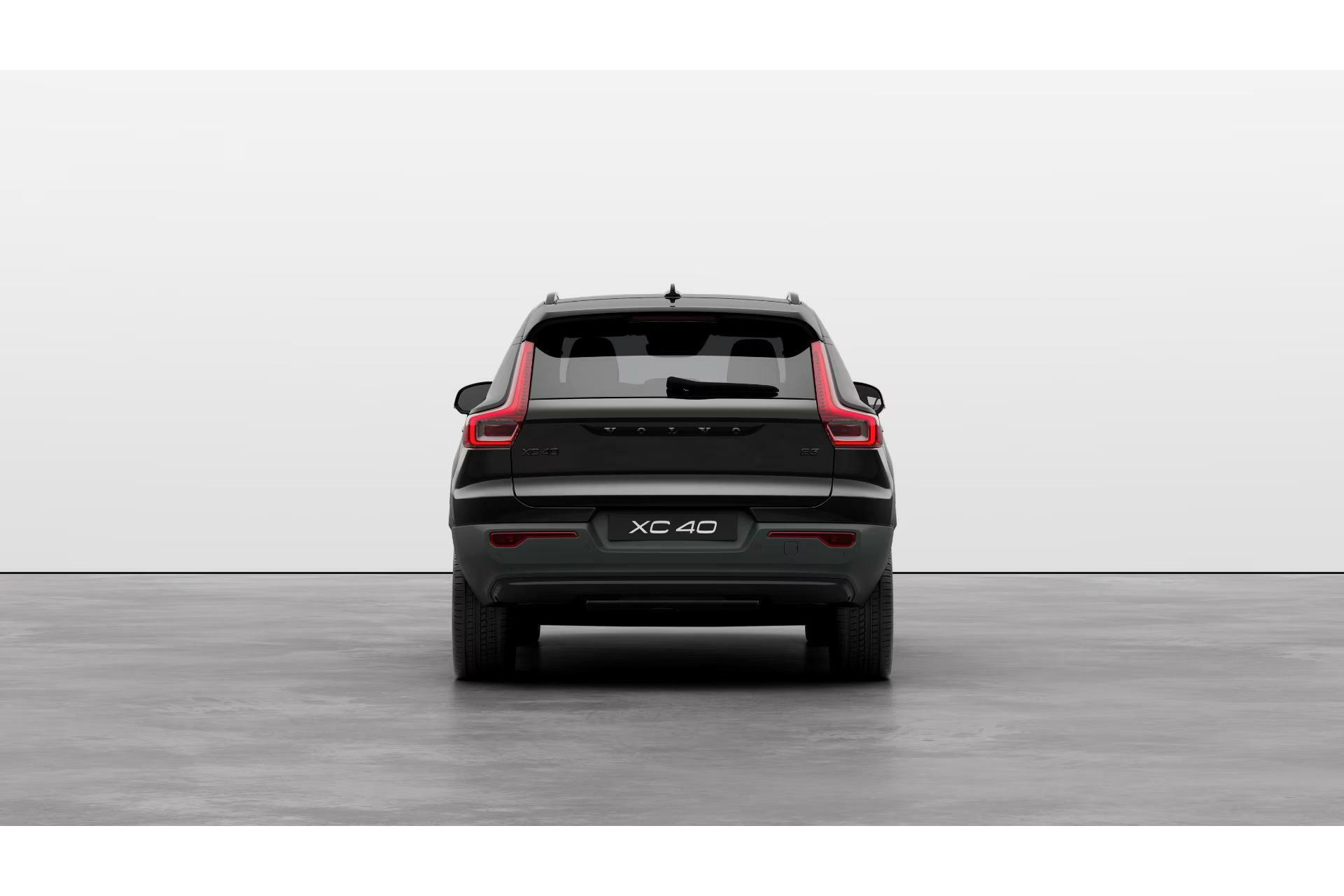 Volvo XC40 | B3 Ultra Dark | Black Edition | 360° Camera | Panoramadak | MY 2025 |