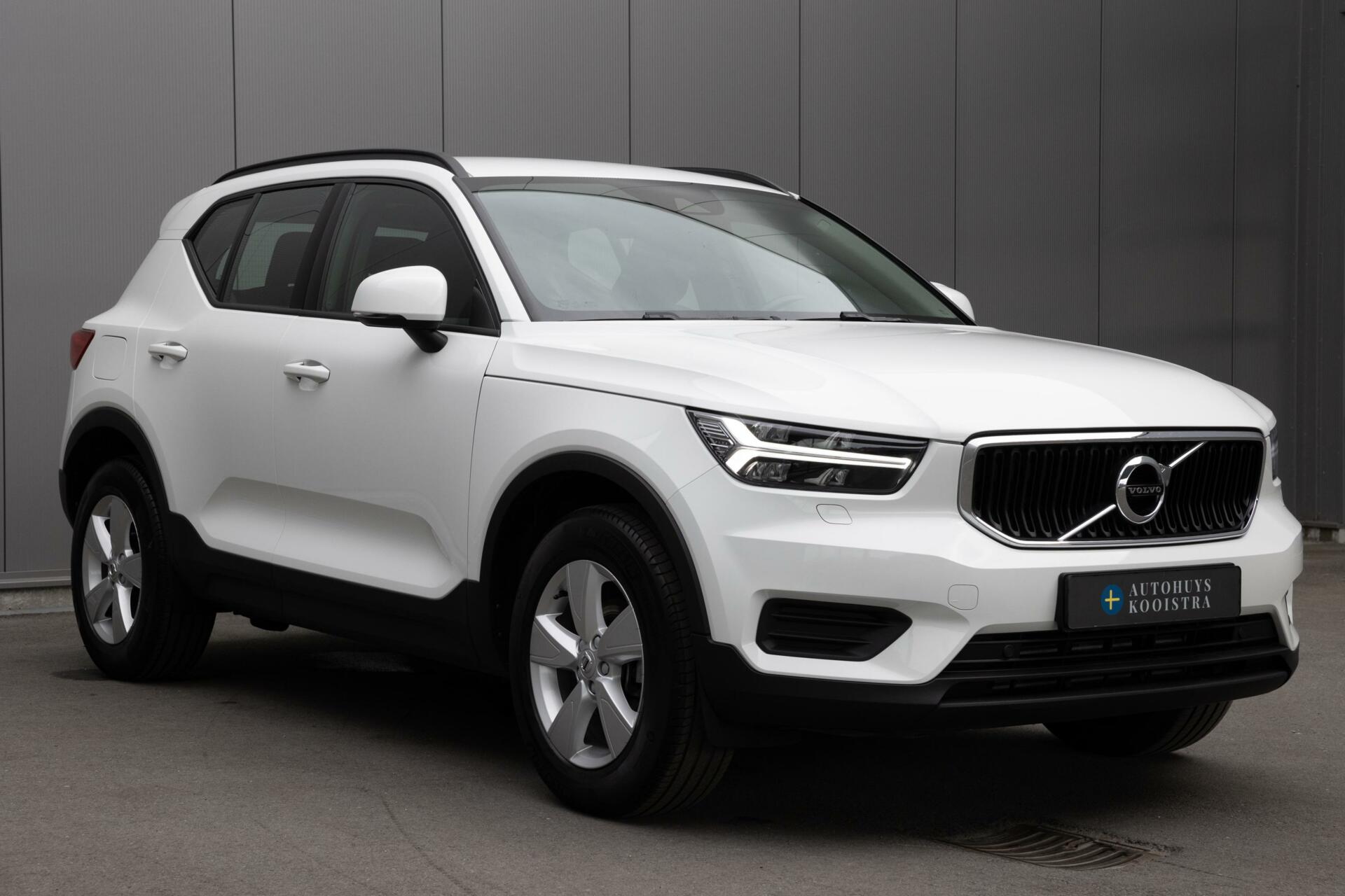 Volvo XC40 1.5 T2 Momentum