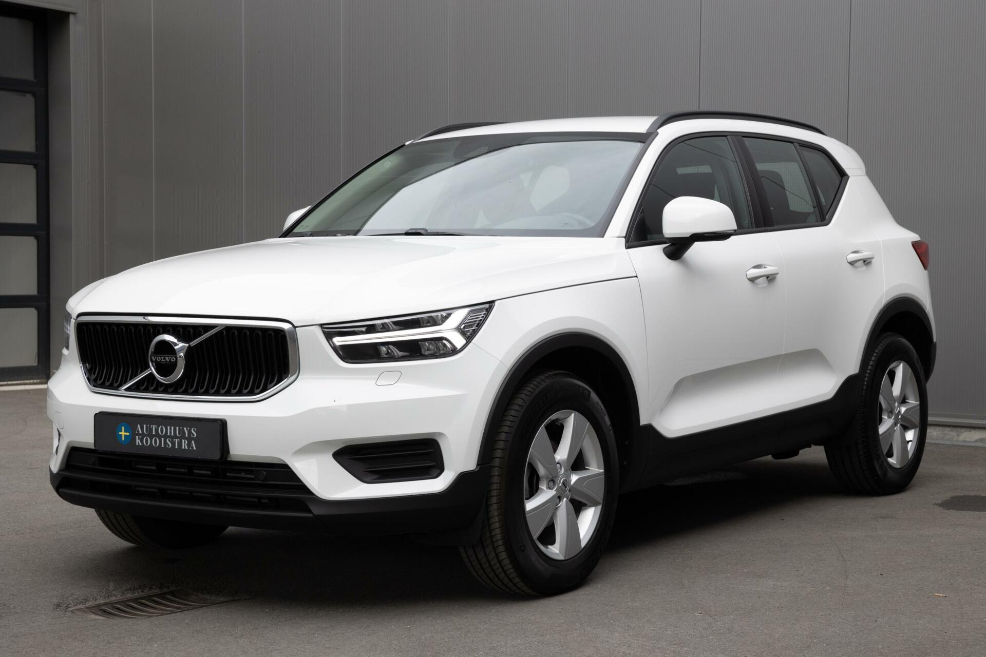 Volvo XC40 1.5 T2 Momentum