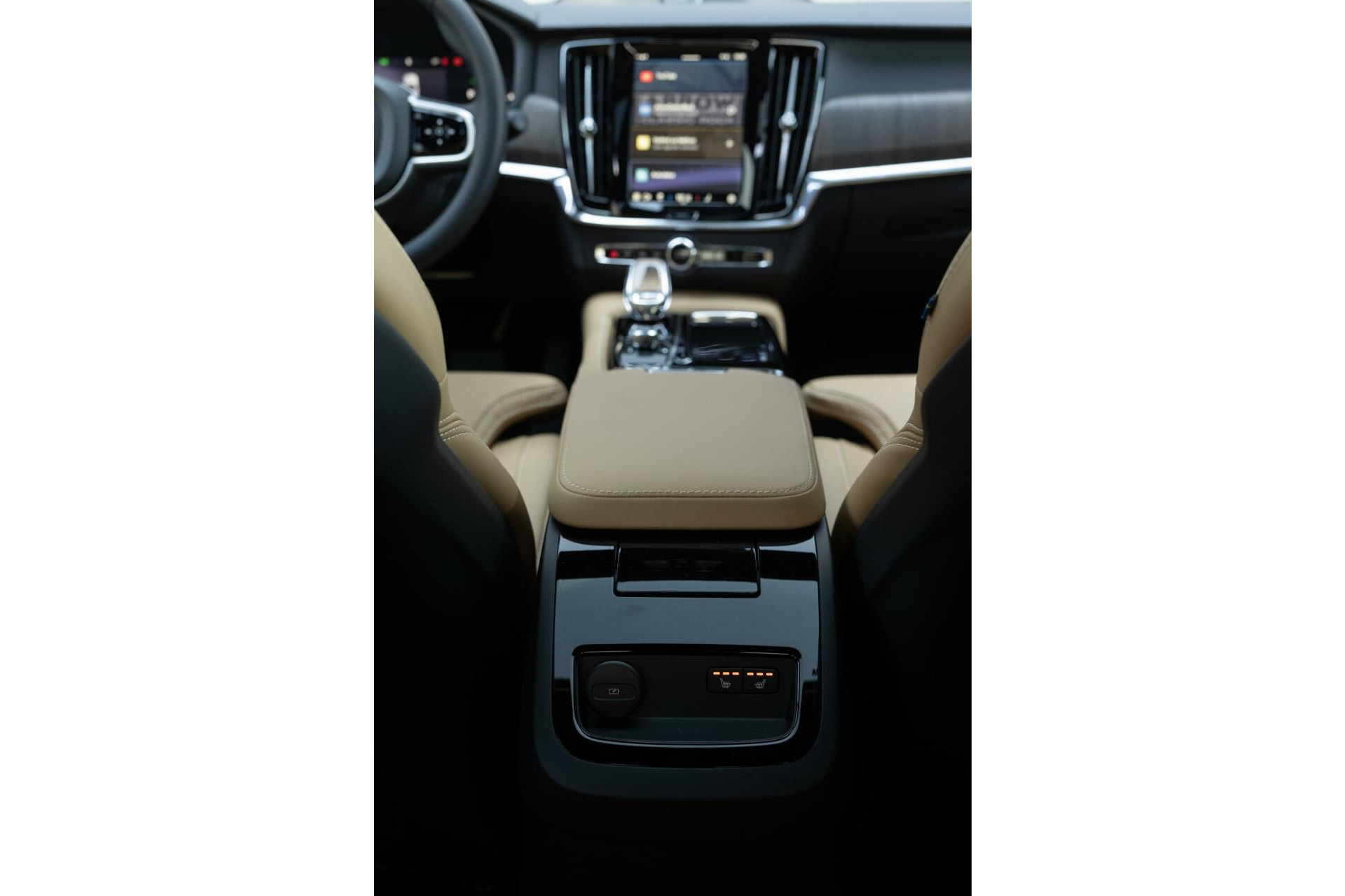 Volvo S90 2.0 T8 AWD Ultimate Bright Massage B&W Audio Luchtvering