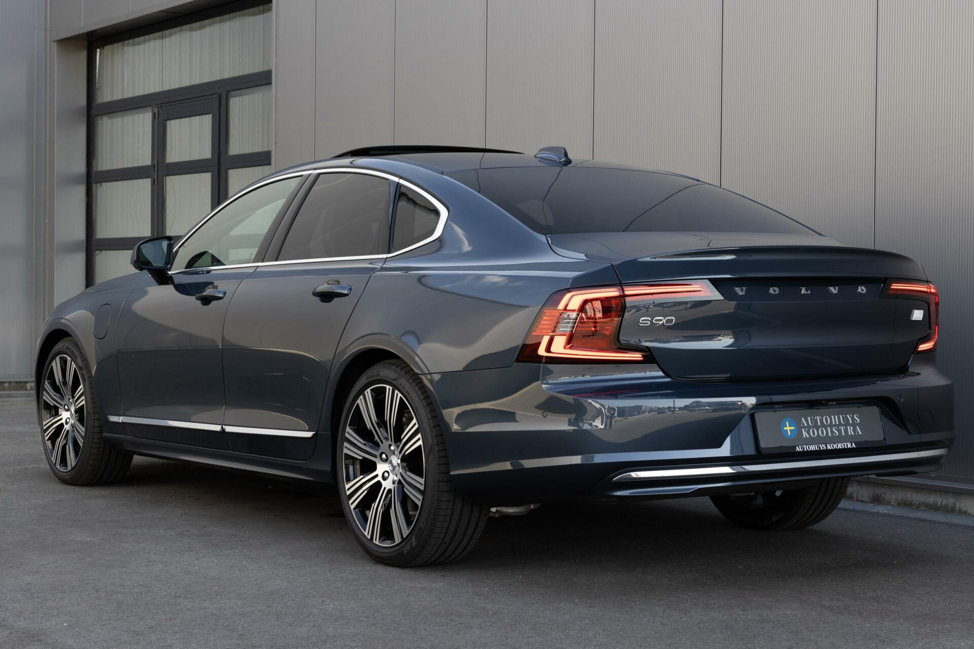 Volvo S90 2.0 T8 AWD Ultimate Bright Massage B&W Audio Luchtvering