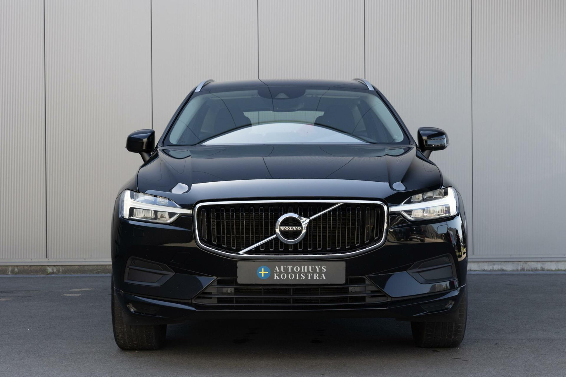 Volvo XC60 | B5 Momentum Pro | Full LED | Trekhaak | Pilot Assist | 18” LM Velgen |