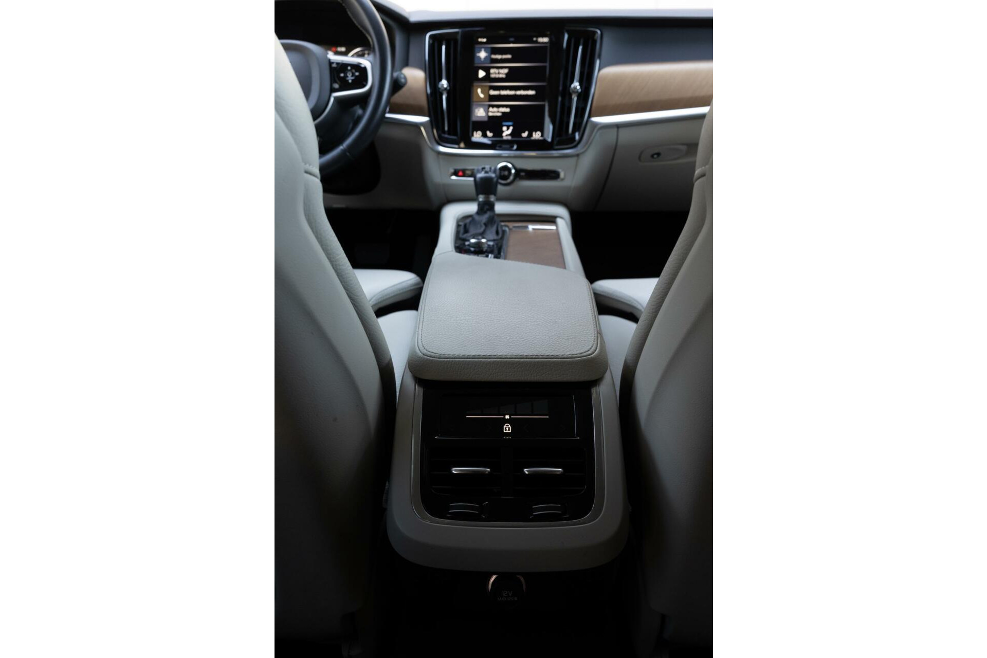 Volvo V90 | T5 Inscription | 360° camera | Head up Display | Lederen bekleding | Pilot Assist |