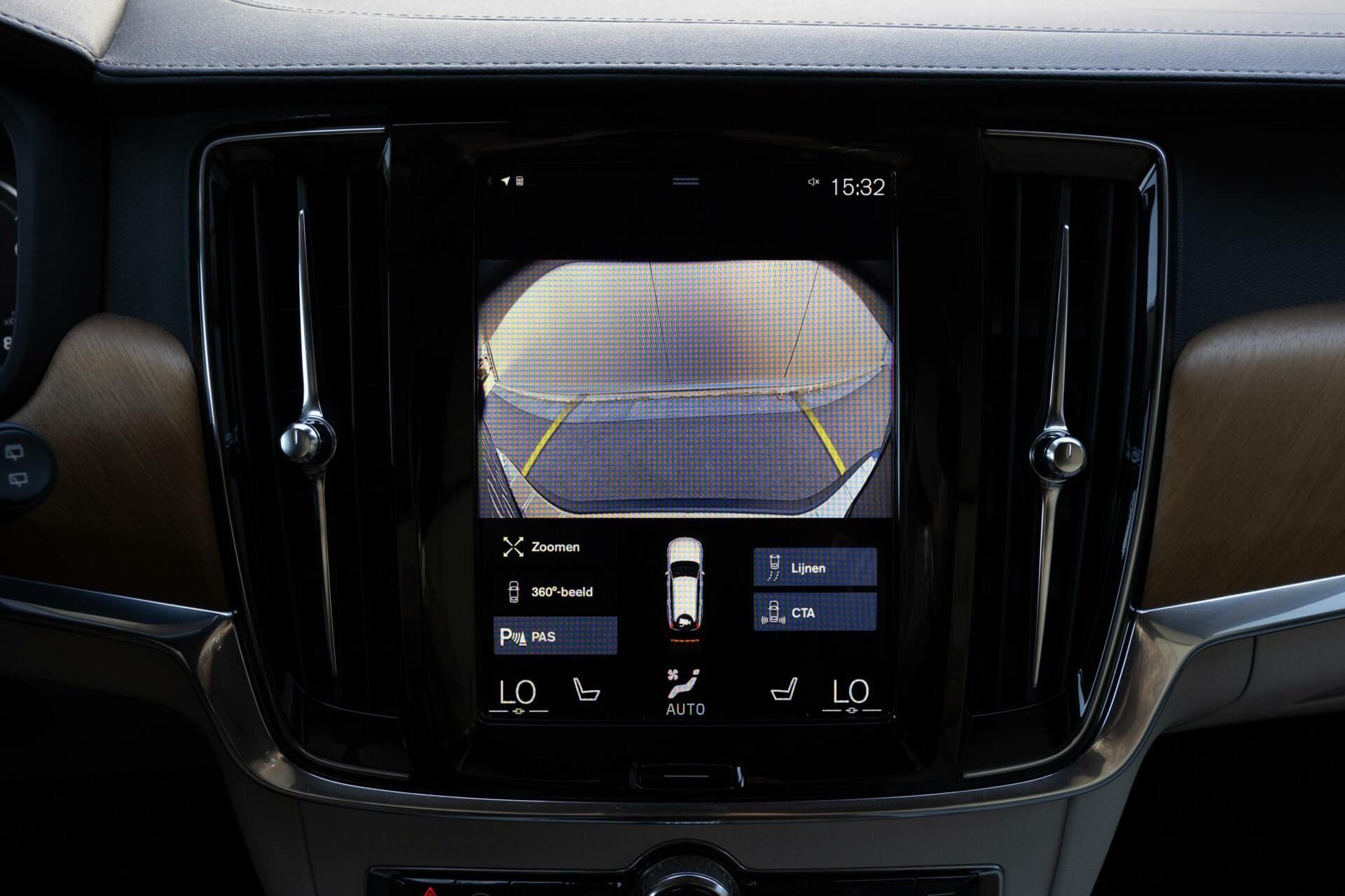 Volvo V90 | T5 Inscription | 360° camera | Head up Display | Lederen bekleding | Pilot Assist |