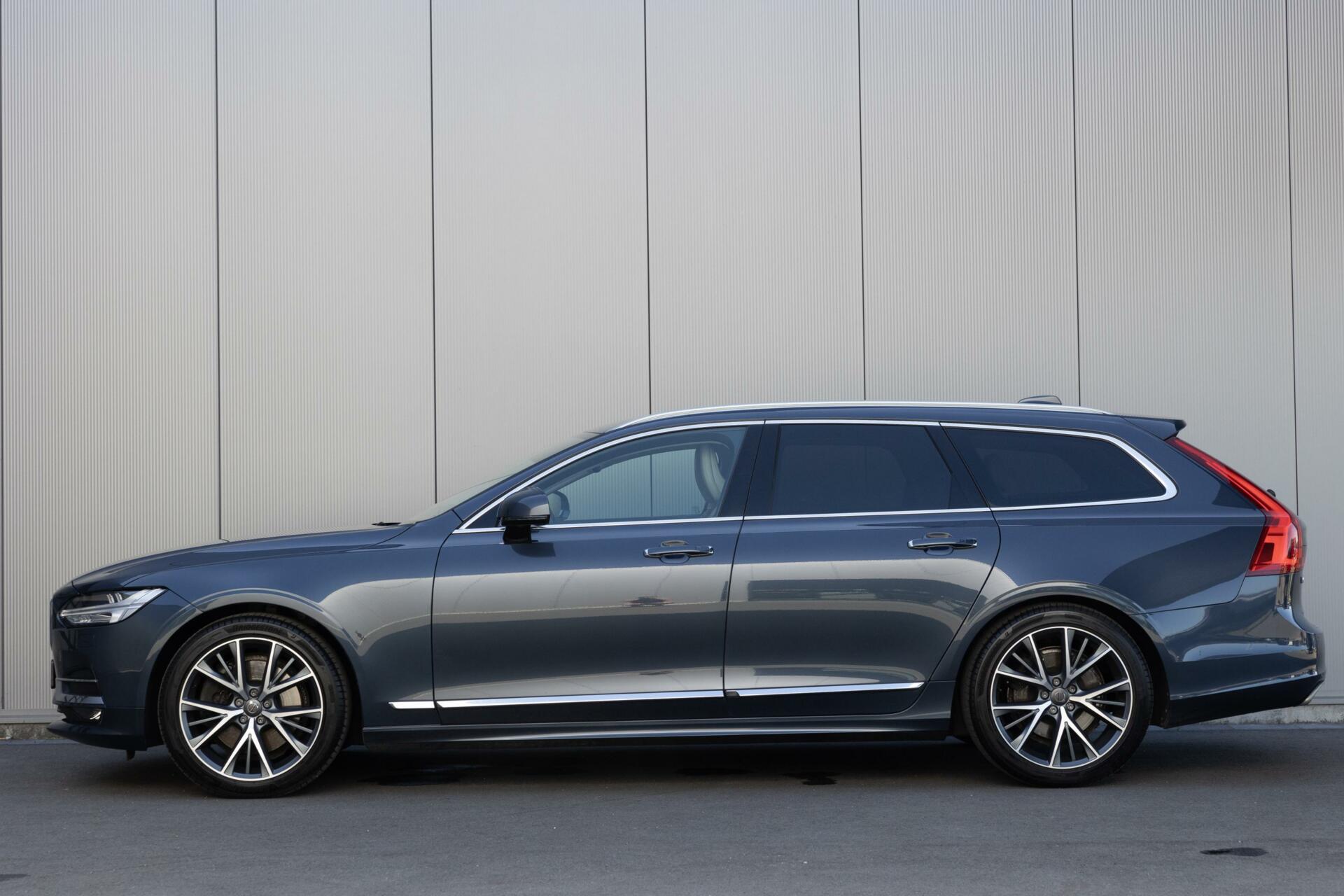 Volvo V90 | T5 Inscription | 360° camera | Head up Display | Lederen bekleding | Pilot Assist |