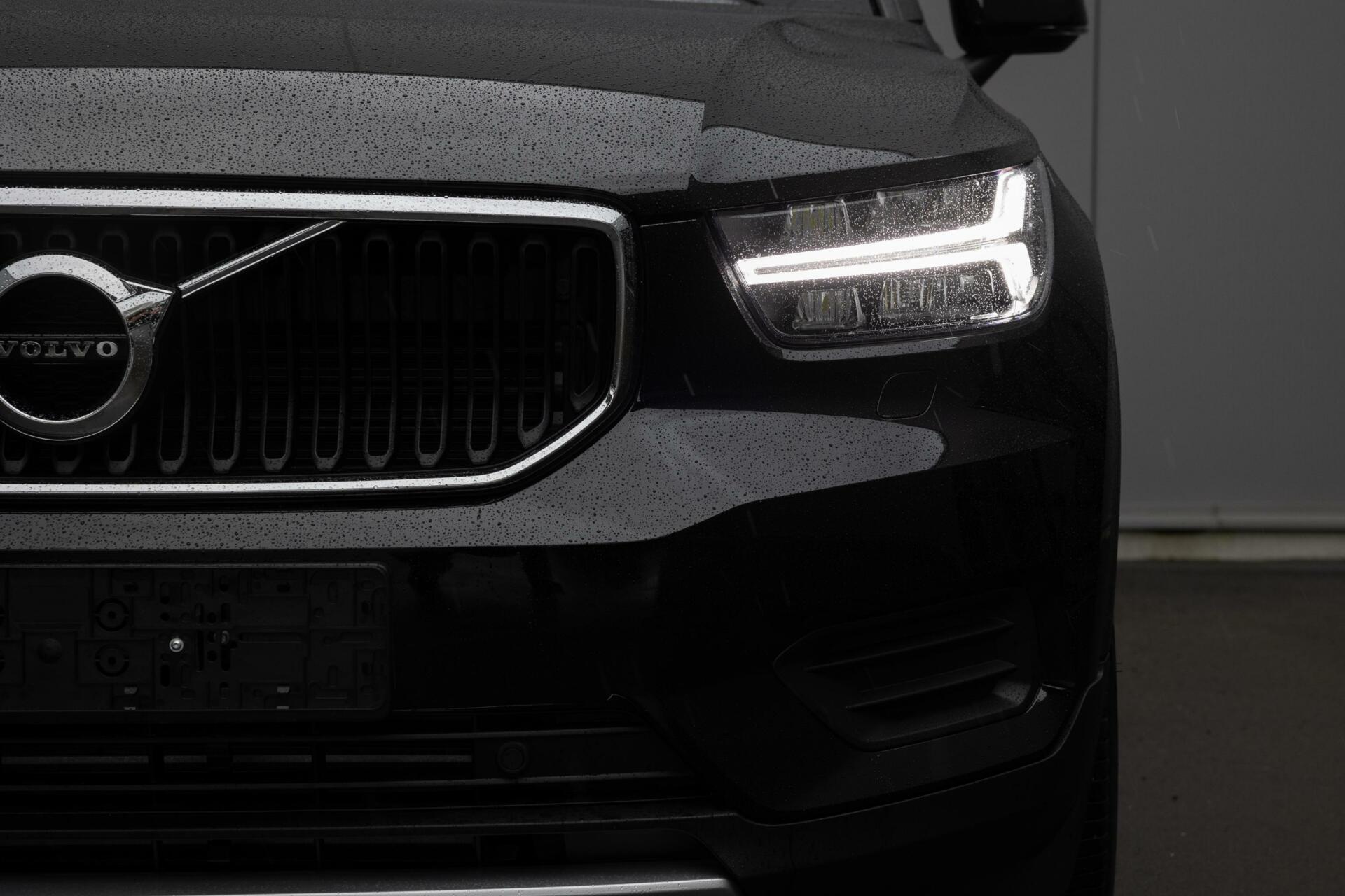 Volvo XC40 1.5 T2 Momentum LED Winterpakket