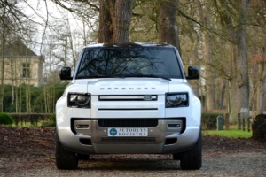 Land Rover Defender 3.0 D250 110 MHEV SE Luchtvering Groot Scherm