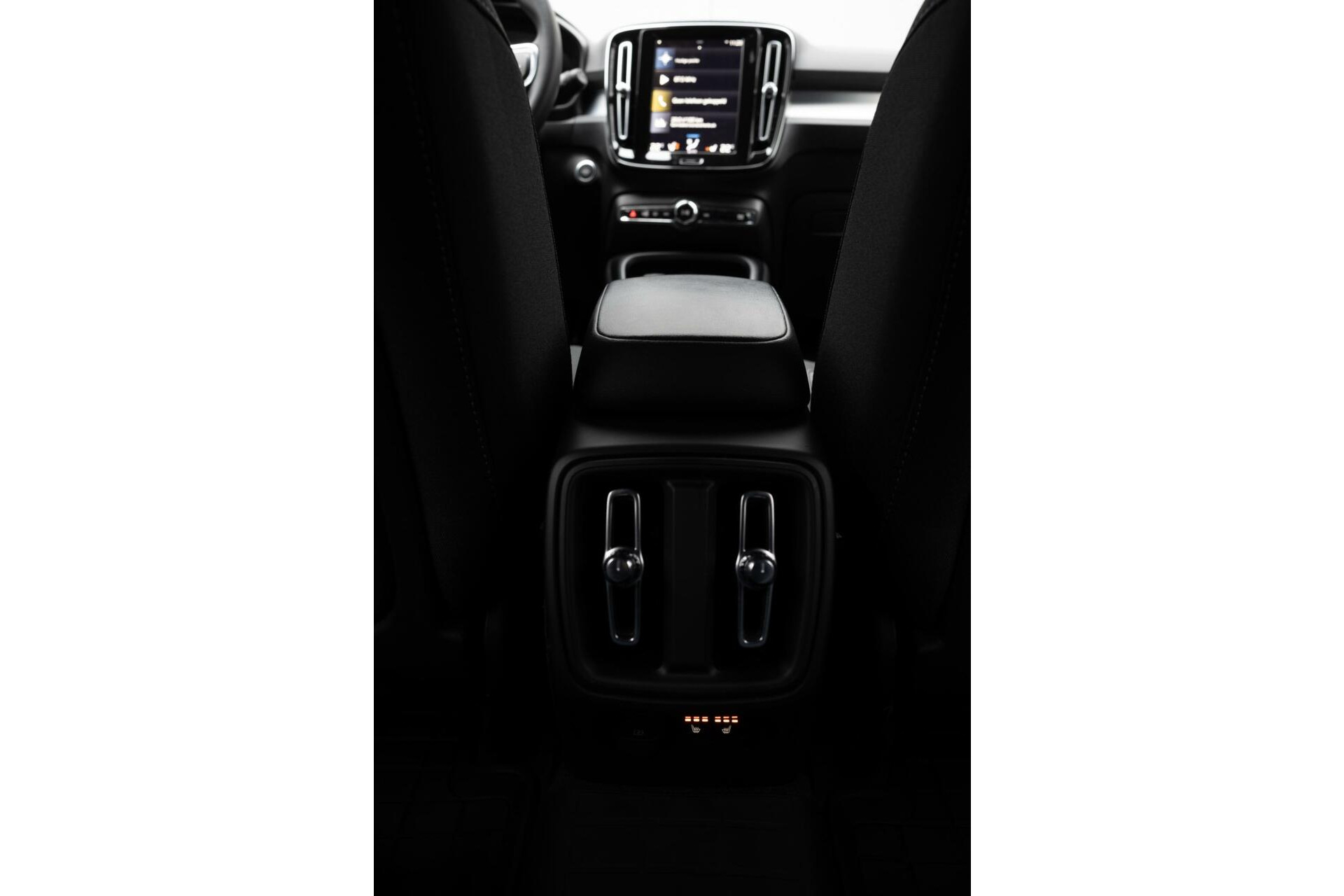 Volvo XC40 2.0 B4 Momentum Business