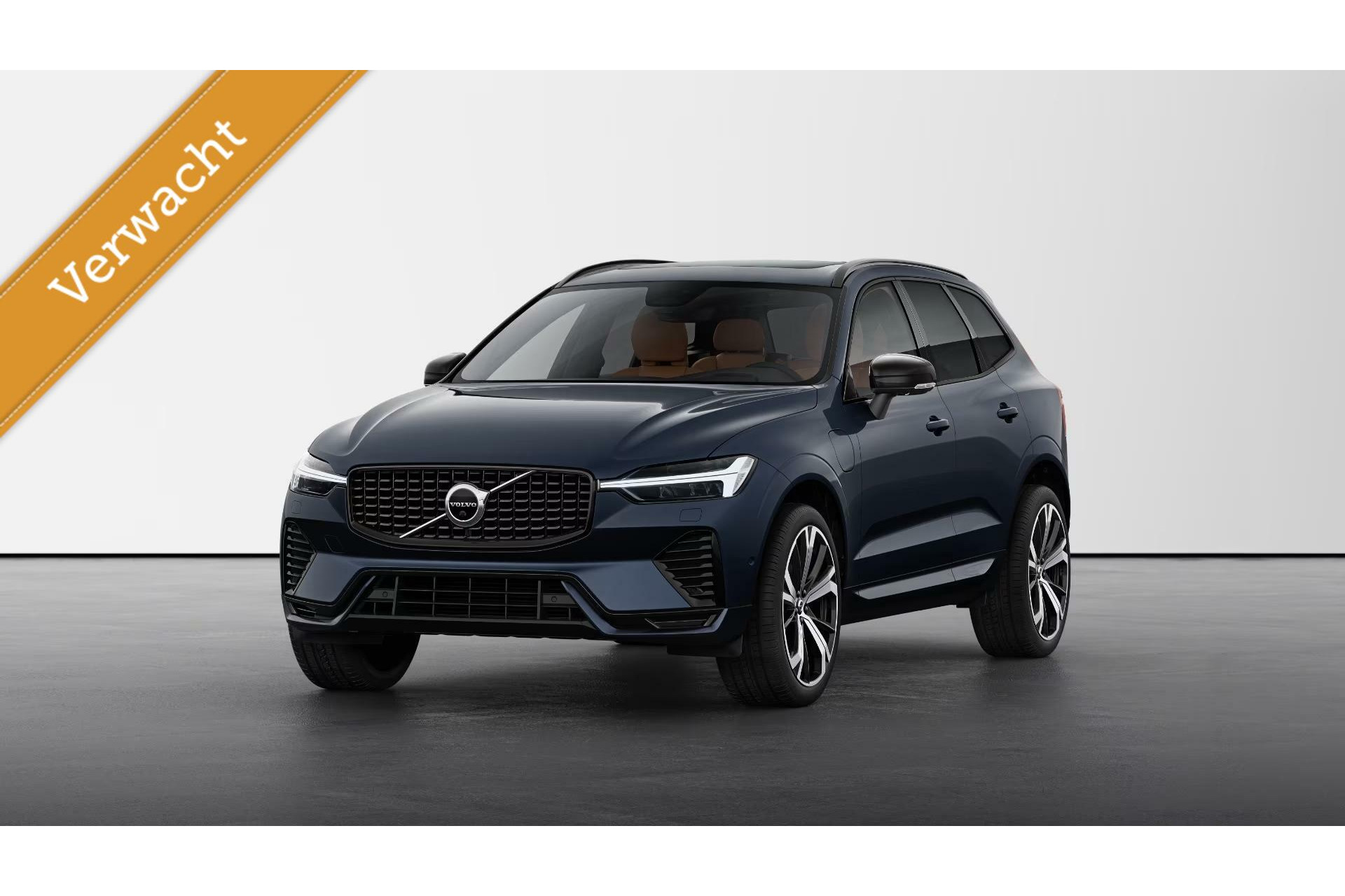 Volvo XC60 | Recharge T6 AWD Ultra Dark | MY2025 | Full Option | Luchtvering | Massagestoelen met verwarming en verkoeling | Bower & Wilken