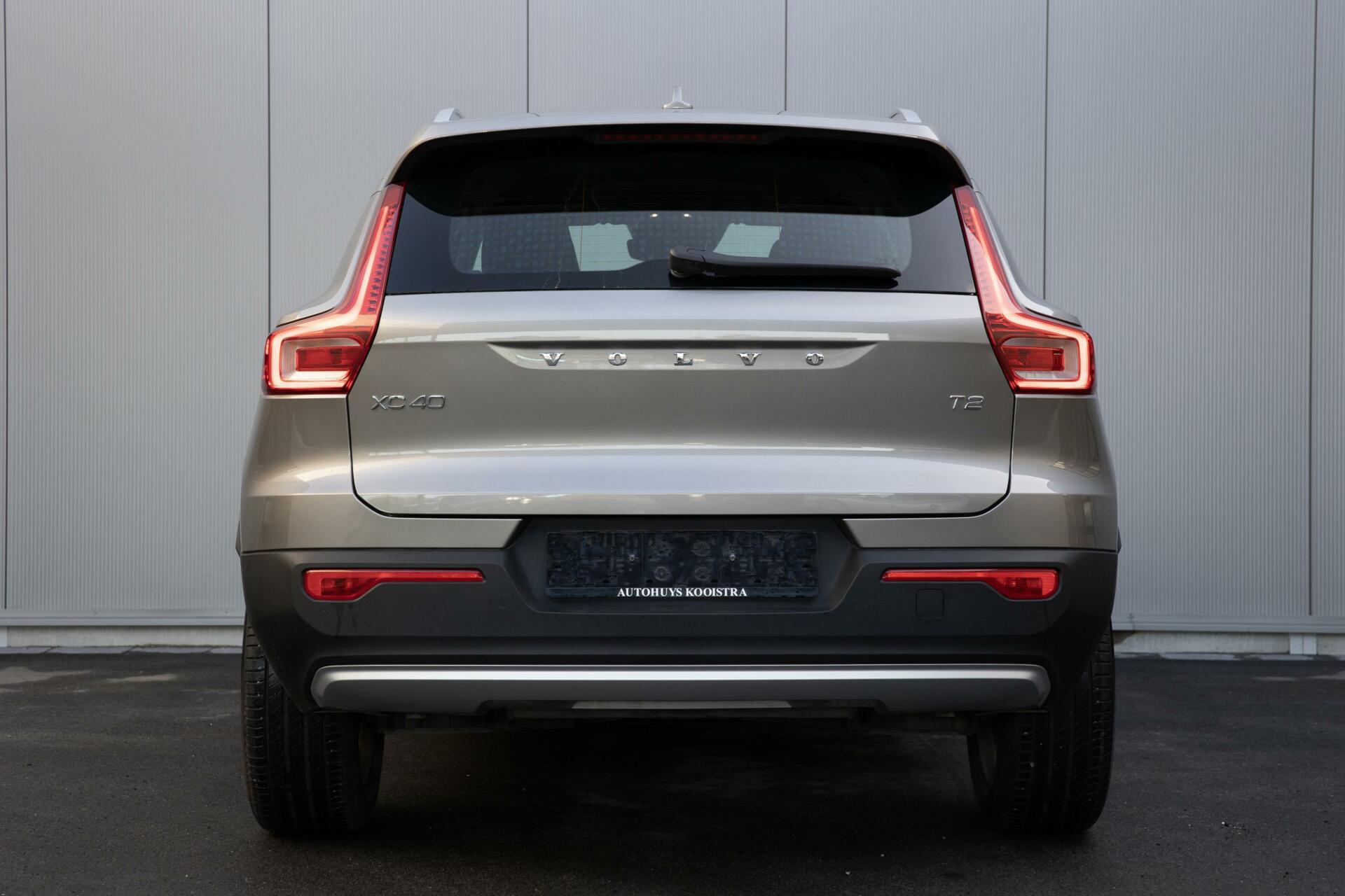 Volvo XC40 | T2 Momentum | lage km stand | Cruise Control | Winterpack | DAB+