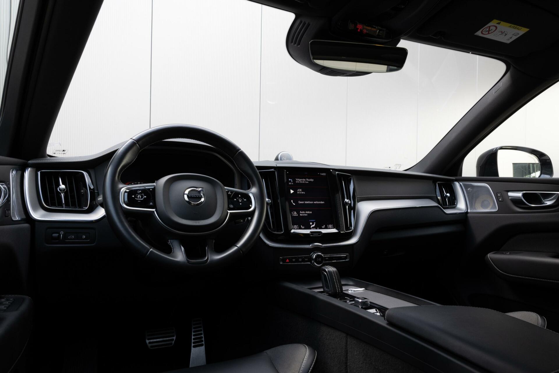 Volvo XC60 | T8 AWD Polestar | 360° Camera | Panoramadak | B&W Audio |Full LED |