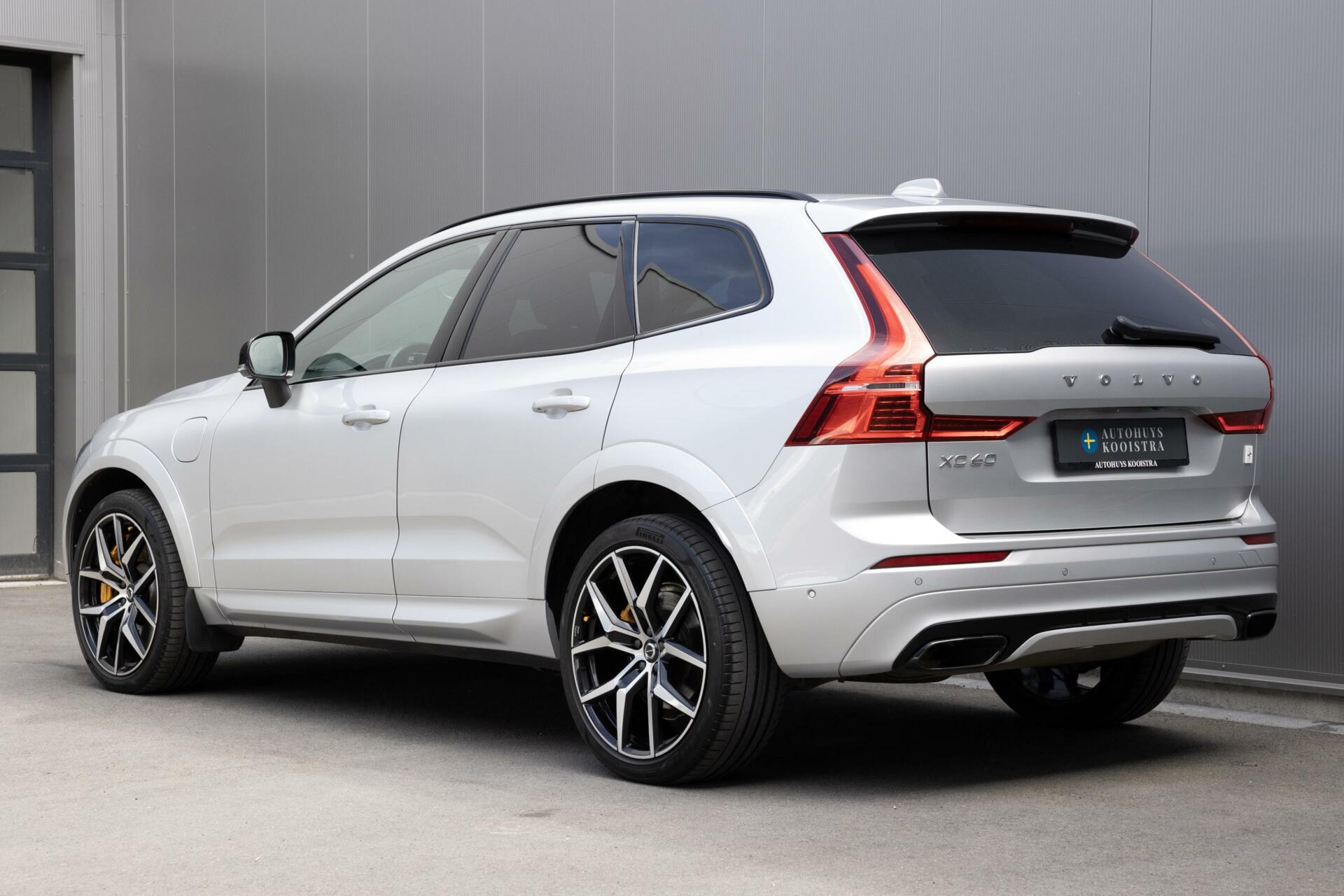 Volvo XC60 | T8 AWD Polestar | 360° Camera | Panoramadak | B&W Audio |Full LED |