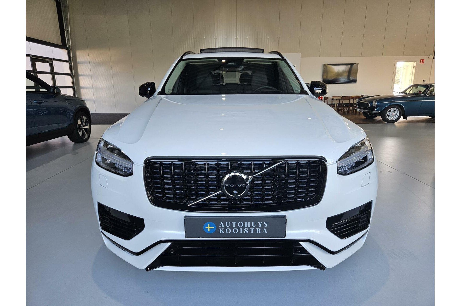 Volvo XC90 2.0 T8 Recharge AWD Ultra Dark