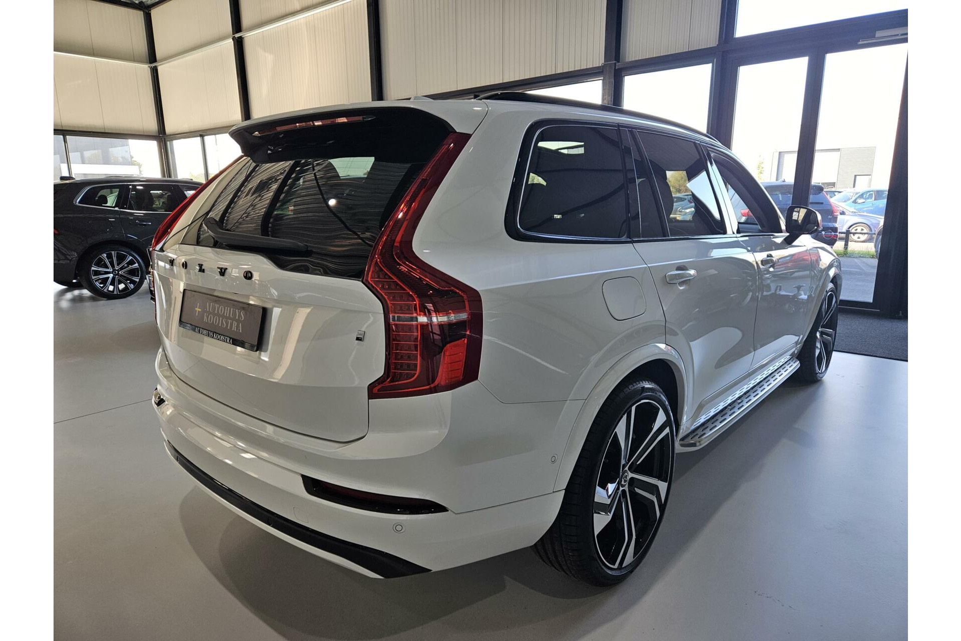 Volvo XC90 2.0 T8 Recharge AWD Ultra Dark