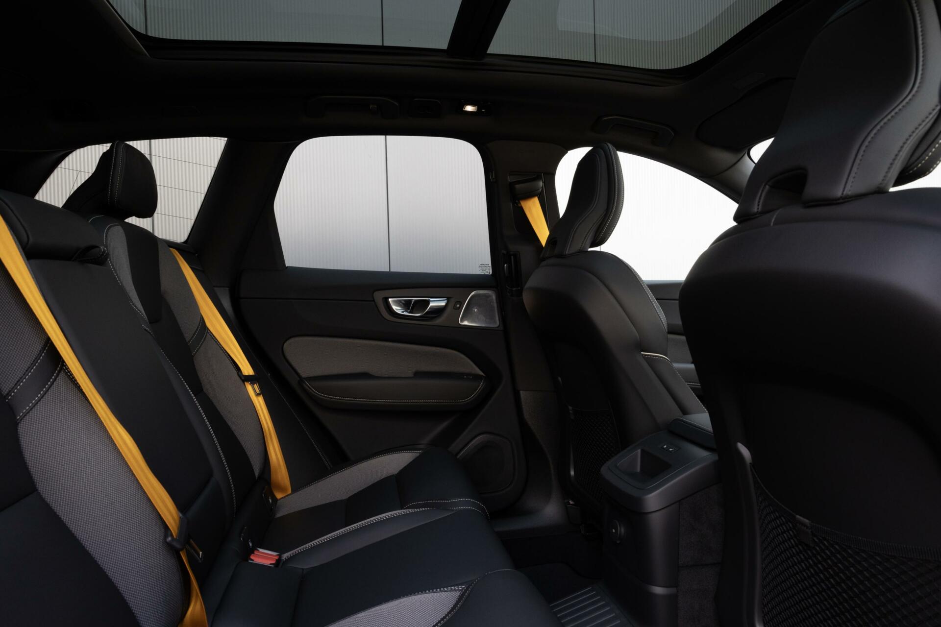 Volvo XC60 Recharge T8 AWD Polestar Engineered FULL OPTION
