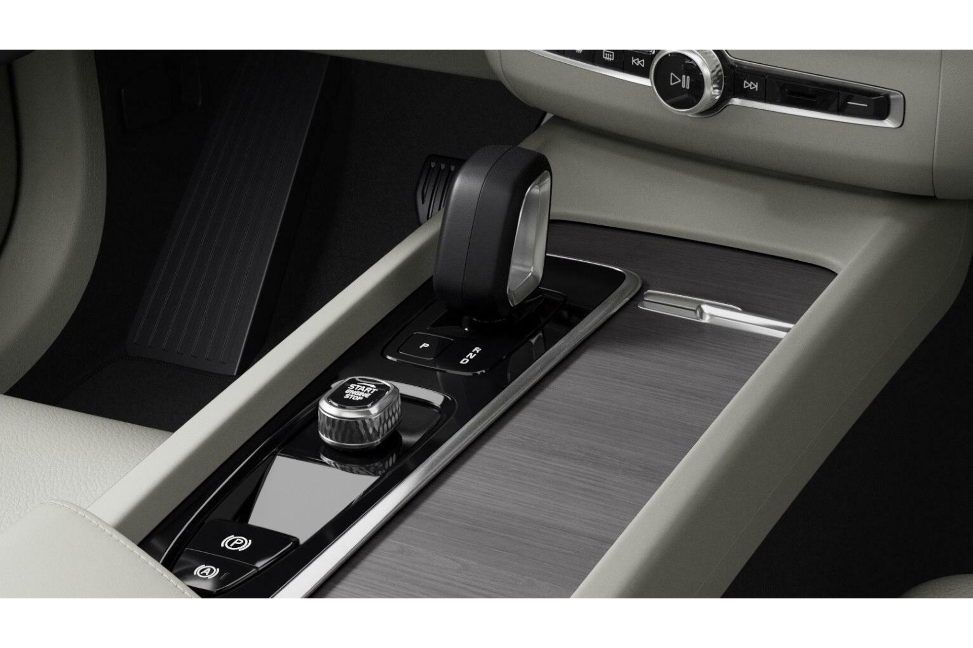 Volvo XC60 2.0 Recharge T6 AWD Ultra Bright LongRange MY2025