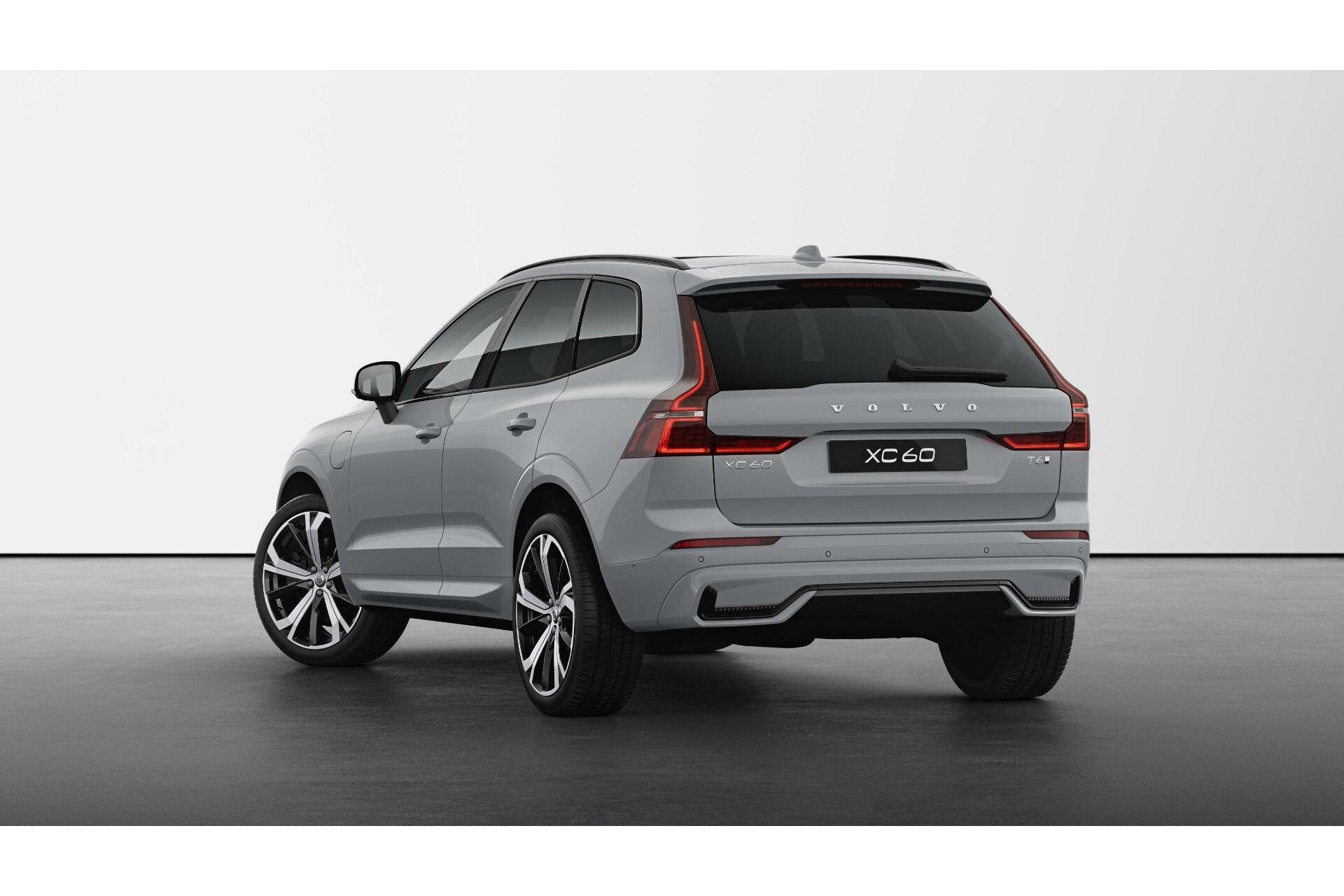 Volvo XC60 2.0 Recharge T6 AWD Ultra Dark Direct Leverbaar!