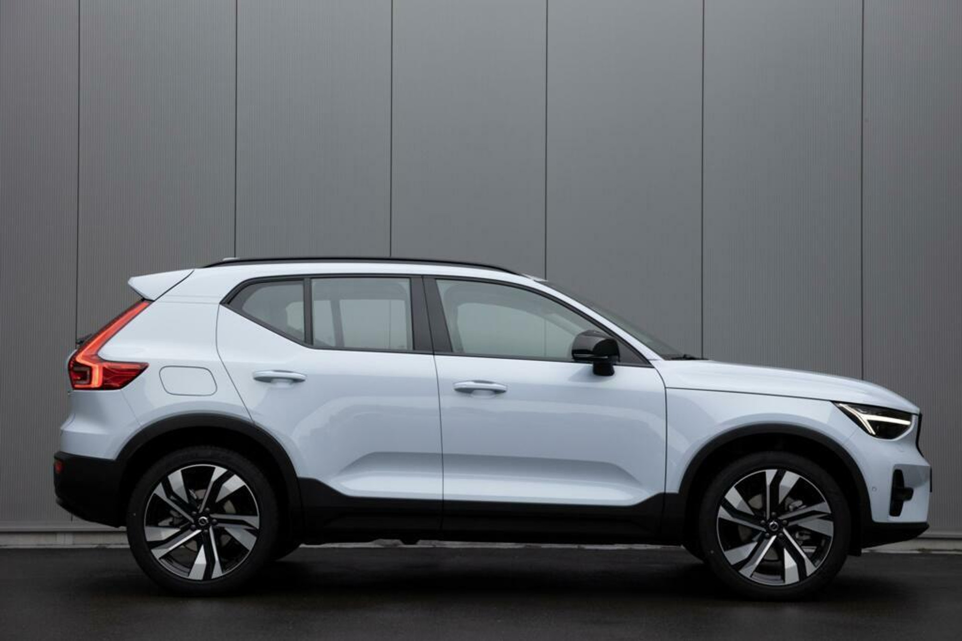 Volvo XC40 B4 MY2026 SAMENSTELLEN EXTRA VOORDEEL