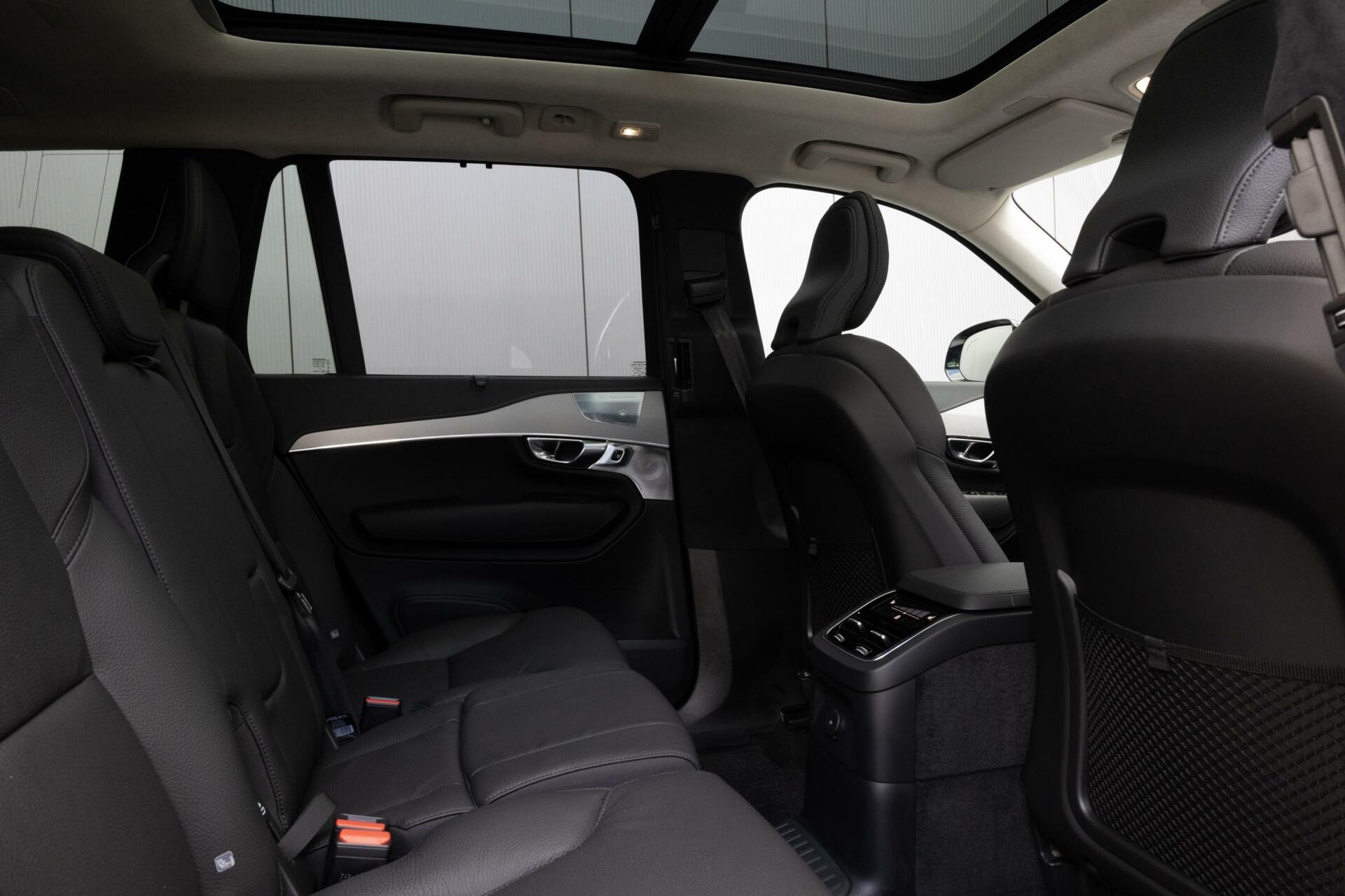 Volvo XC90 2.0 T8 Recharge AWD Ultra Dark