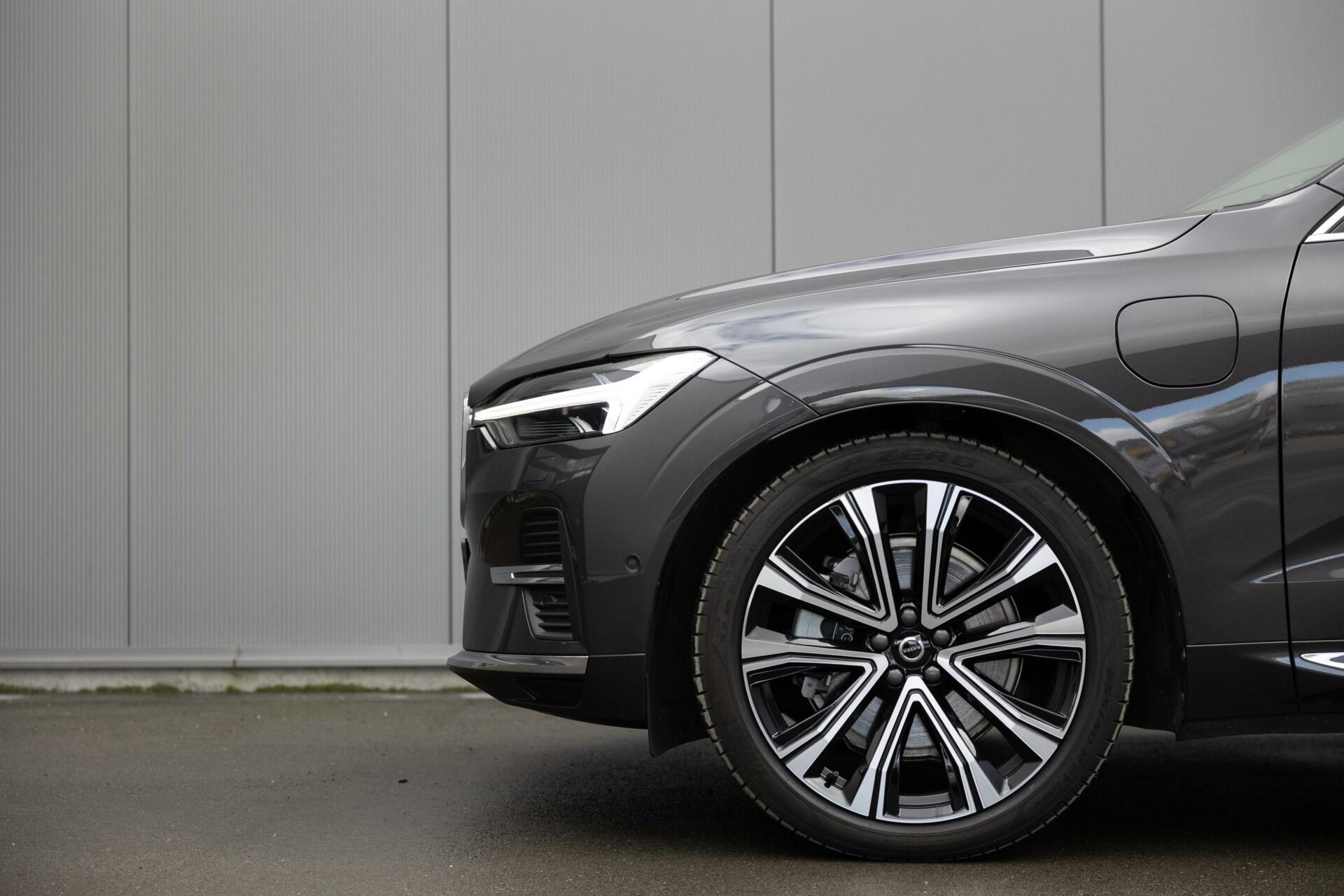 Volvo XC60 2.0 Recharge T6 AWD Ultra Bright