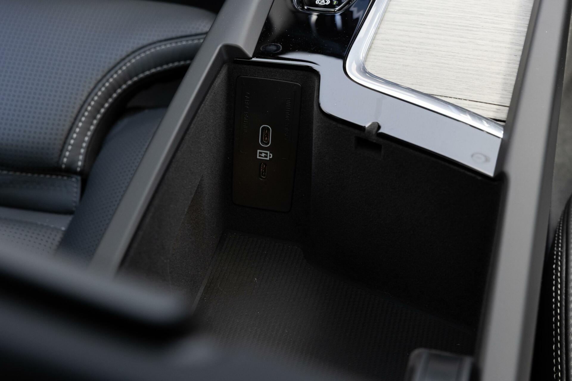 Volvo XC60 2.0 Recharge T6 AWD Ultra Bright