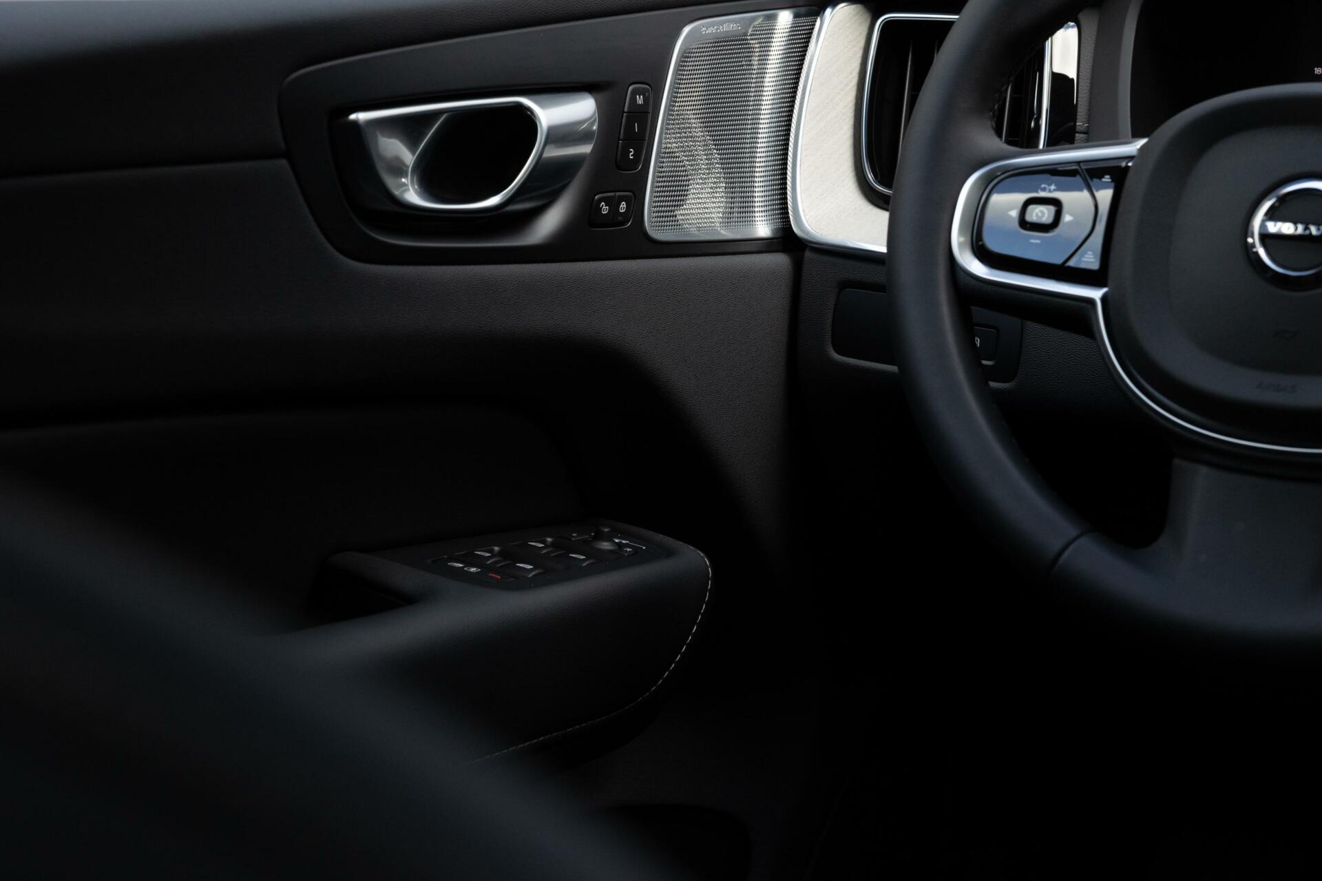 Volvo XC60 2.0 Recharge T6 AWD Ultra Bright