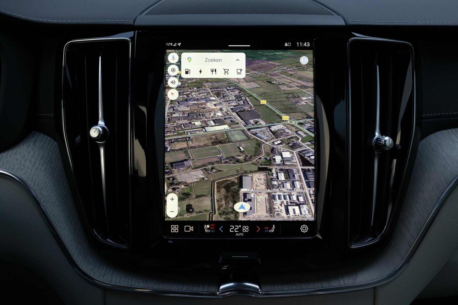 Volvo XC60 Recharge T6 AWD Ultra Bright FULL OPTION