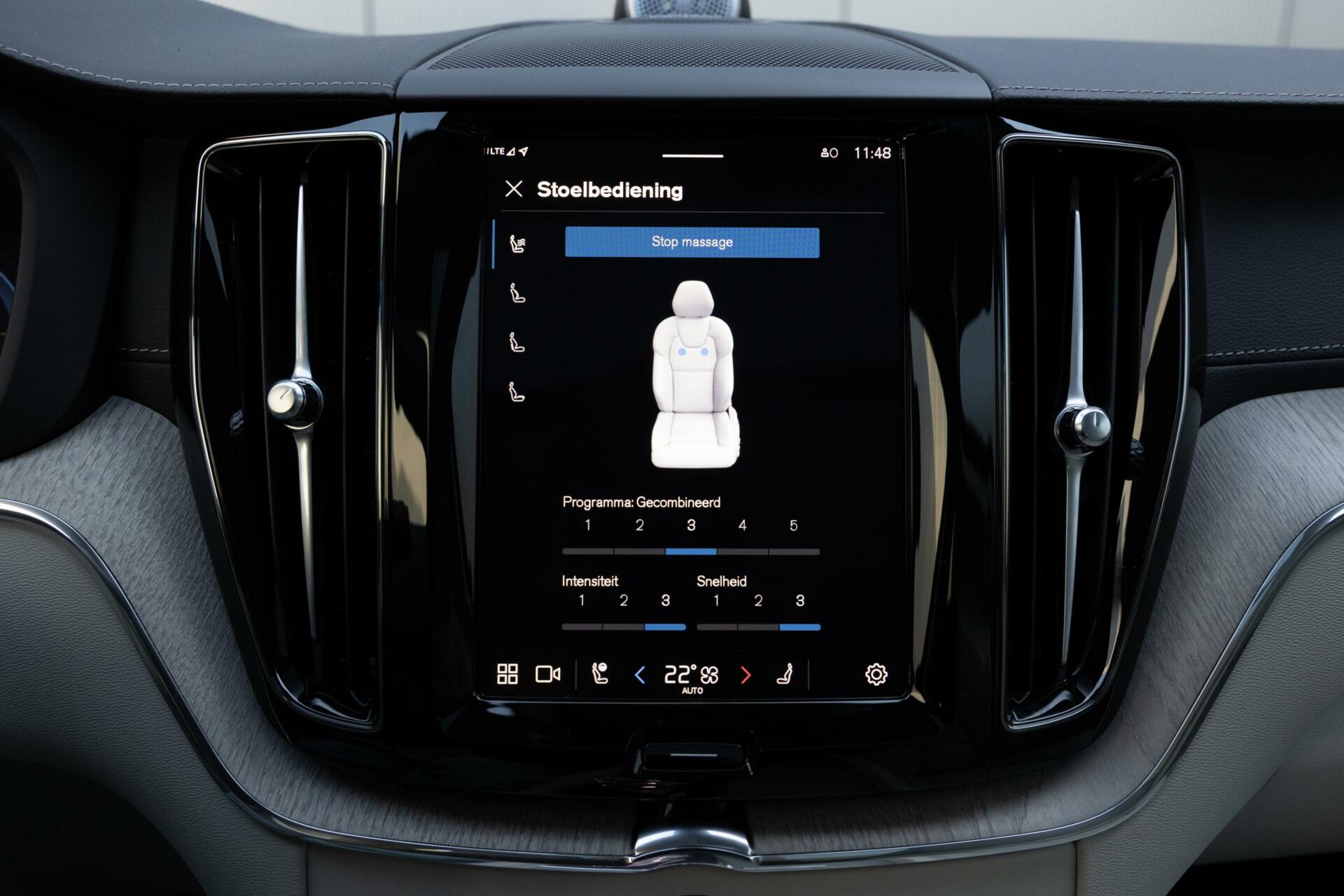 Volvo XC60 Recharge T6 AWD Ultra Bright FULL OPTION