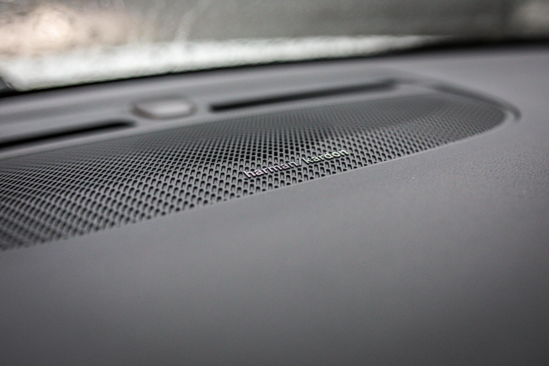 Volvo XC40 1.5 T3 R-Design Automaat|Panorama|360|Trekhaak|