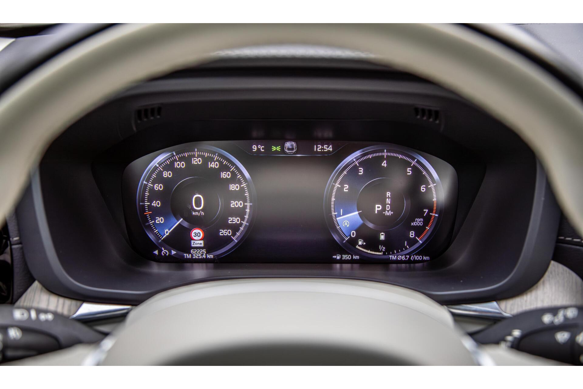 Volvo XC60 2.0 B5 Inscription HUD|Panorama|360|H/K Audio