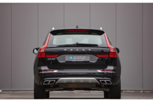 Volvo XC60 2.0 B5 Inscription HUD|Panorama|360|H/K Audio