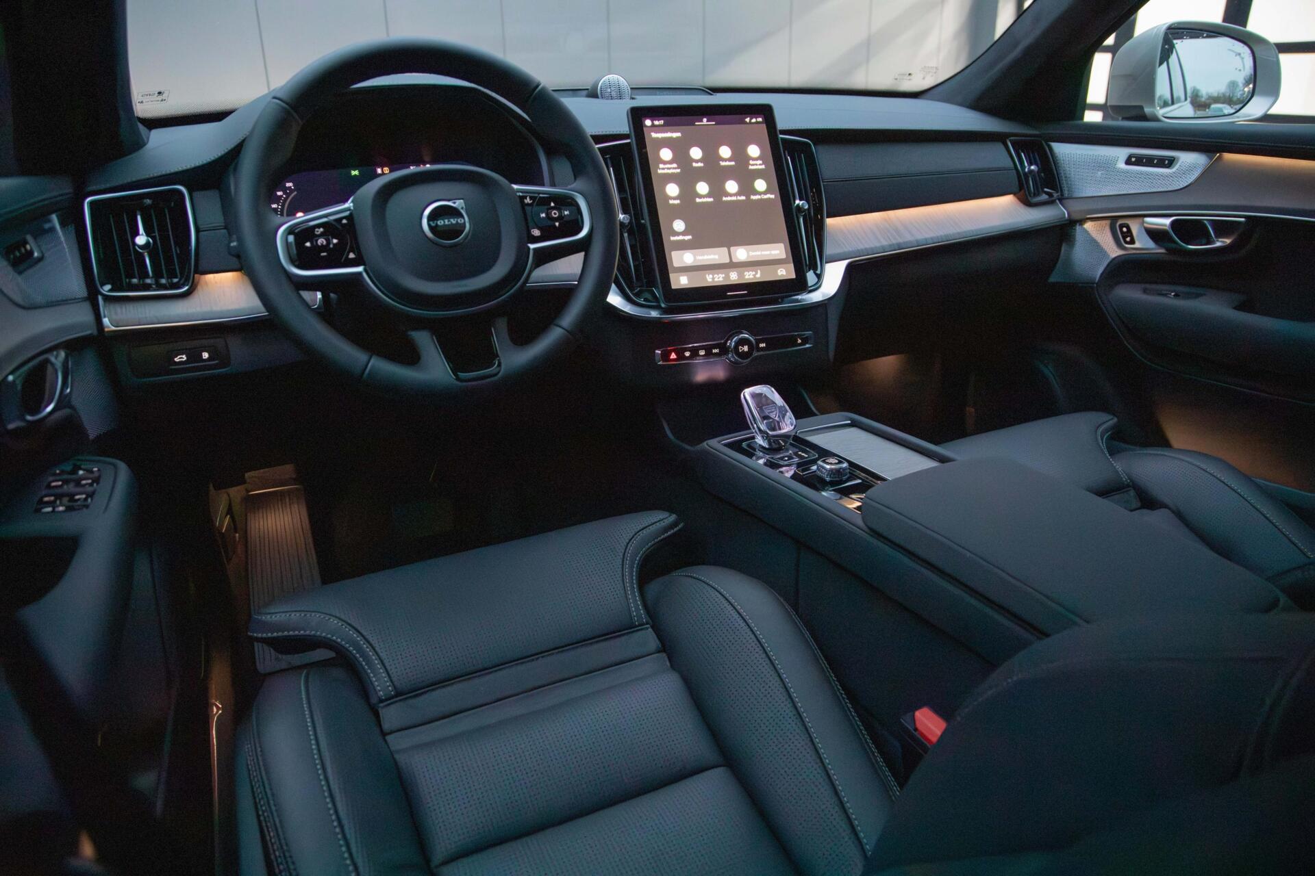 Volvo XC90 2.0 T8 Plug-in hybrid AWD Ultra Bright MY 2026 Facelift