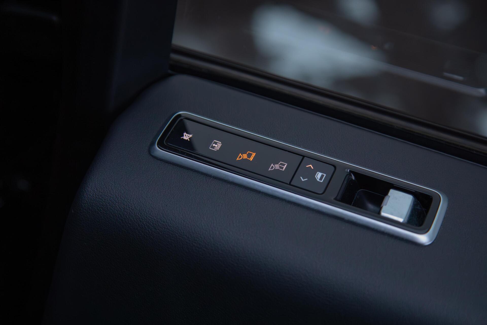 Land Rover Range Rover 2.0 P400e Black Edition|Panorama|Ventilatie|Meridian|