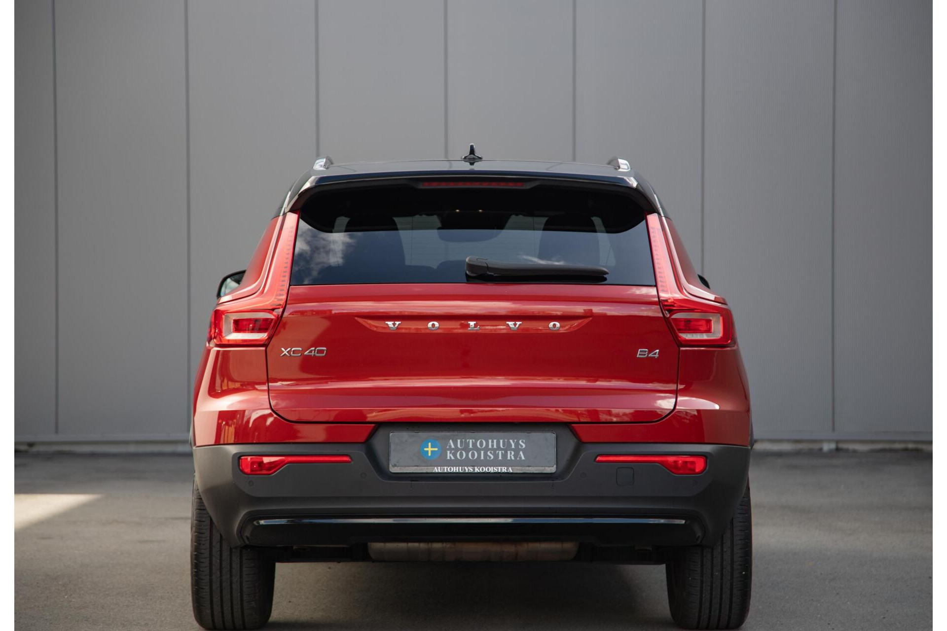 Volvo XC40 2.0 B4 R-Design 190PK|LED|H/K Audio|Keyless