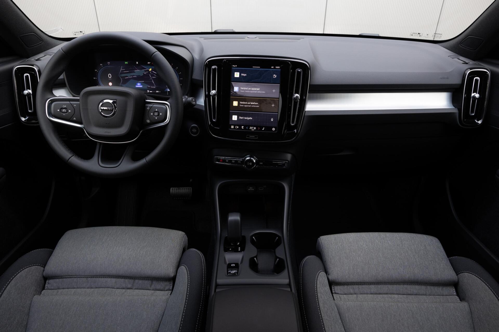 Volvo XC40 B3 Core Mild Hybrid | Keyless | LED | Camera