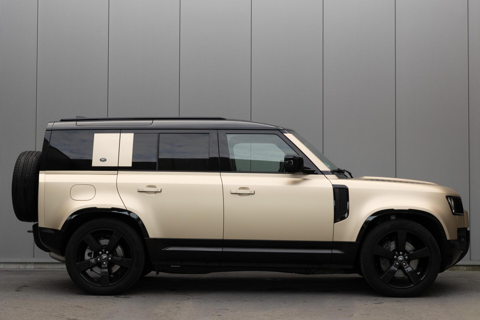 Land Rover Defender 3.0 D250 110 MHEV SE