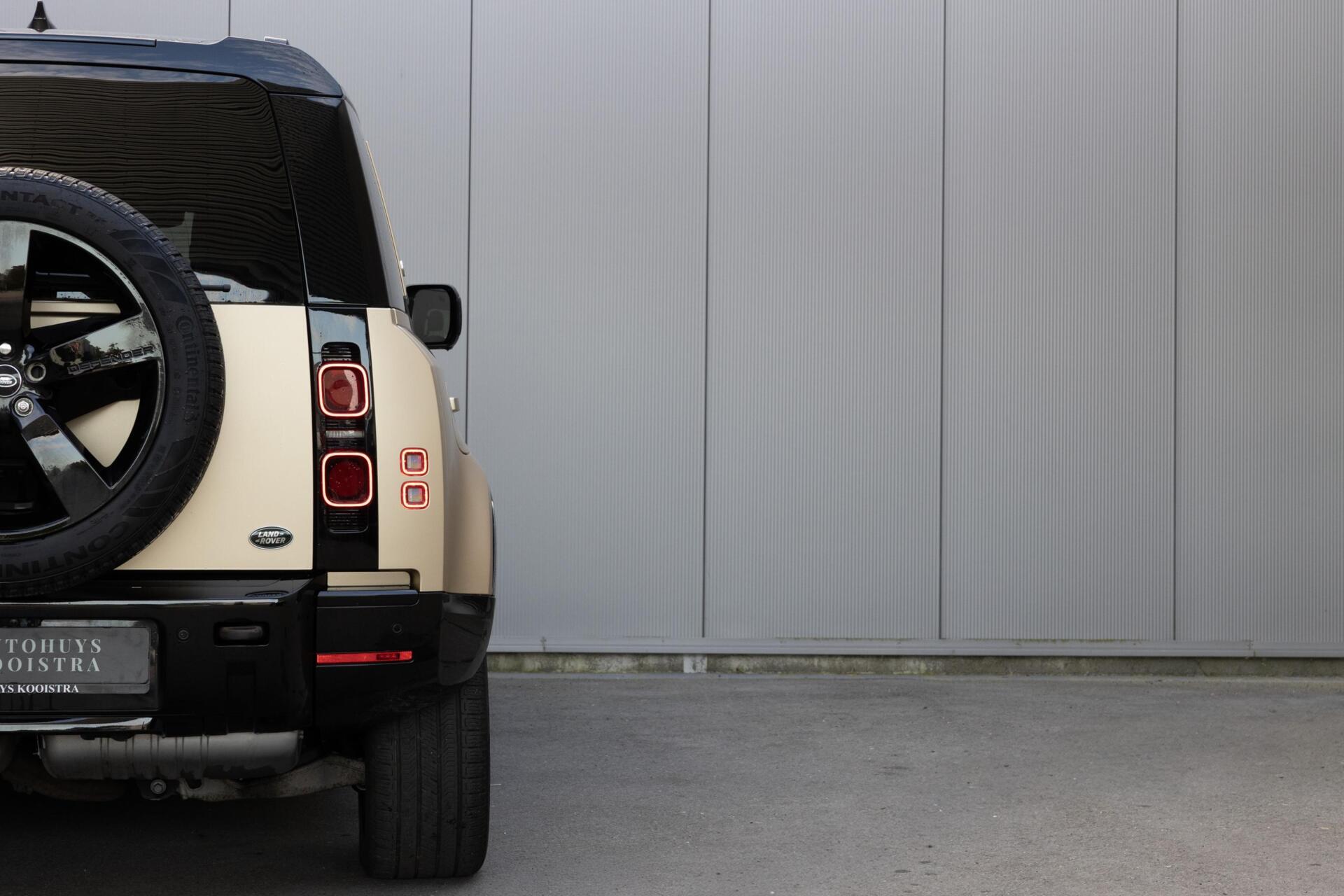 Land Rover Defender 3.0 D250 110 MHEV SE