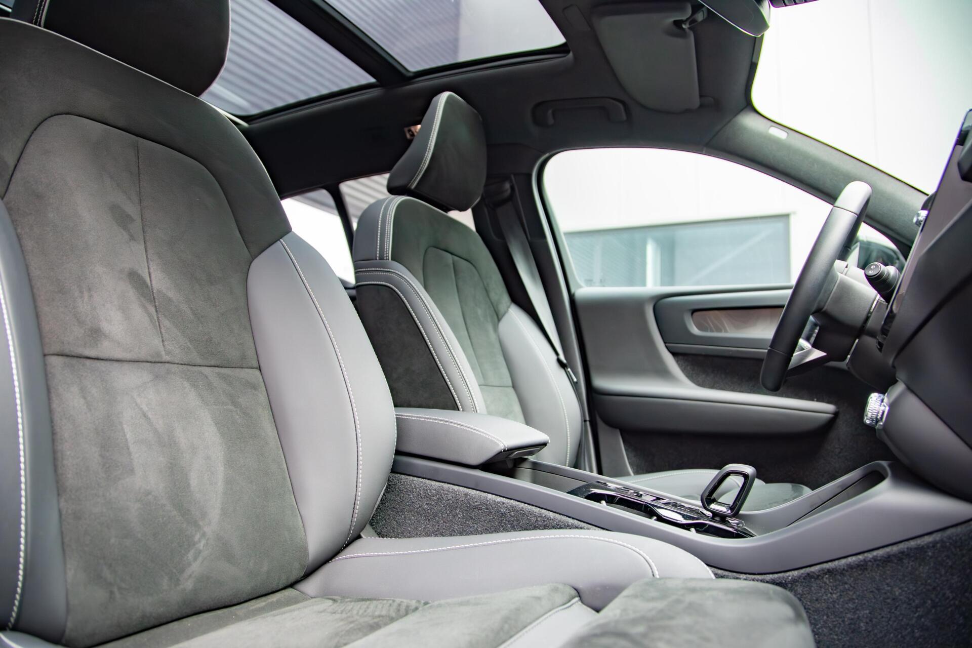 Volvo XC40 1.5 T5 Plug-in hybrid Ultimate Bright Facelift|Panorama|360|Harman/kardon