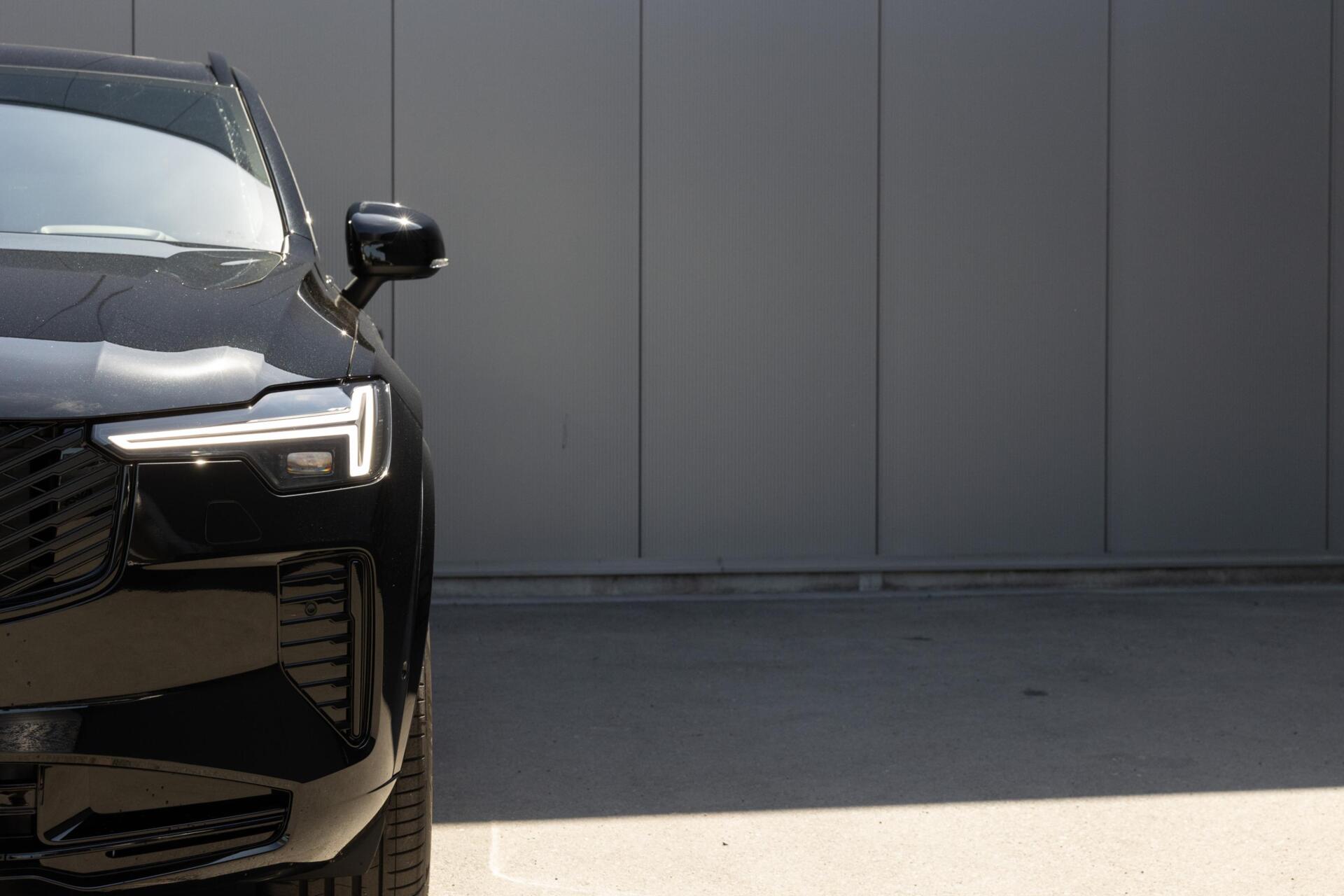 Volvo XC90 T8 Plug-in hybrid AWD Ultra Dark MY 2027 Full Option