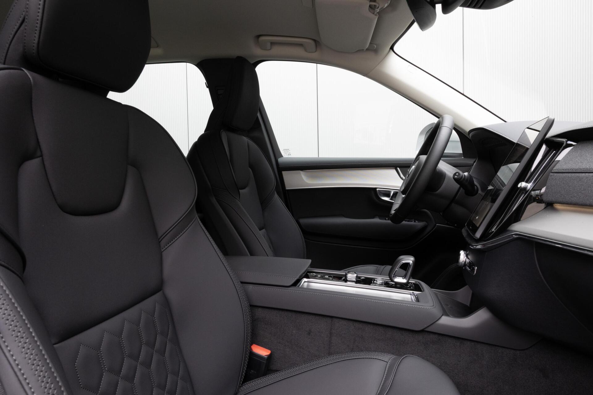 Volvo XC90 2.0 T8 Plug-in hybrid AWD Core MY 2027